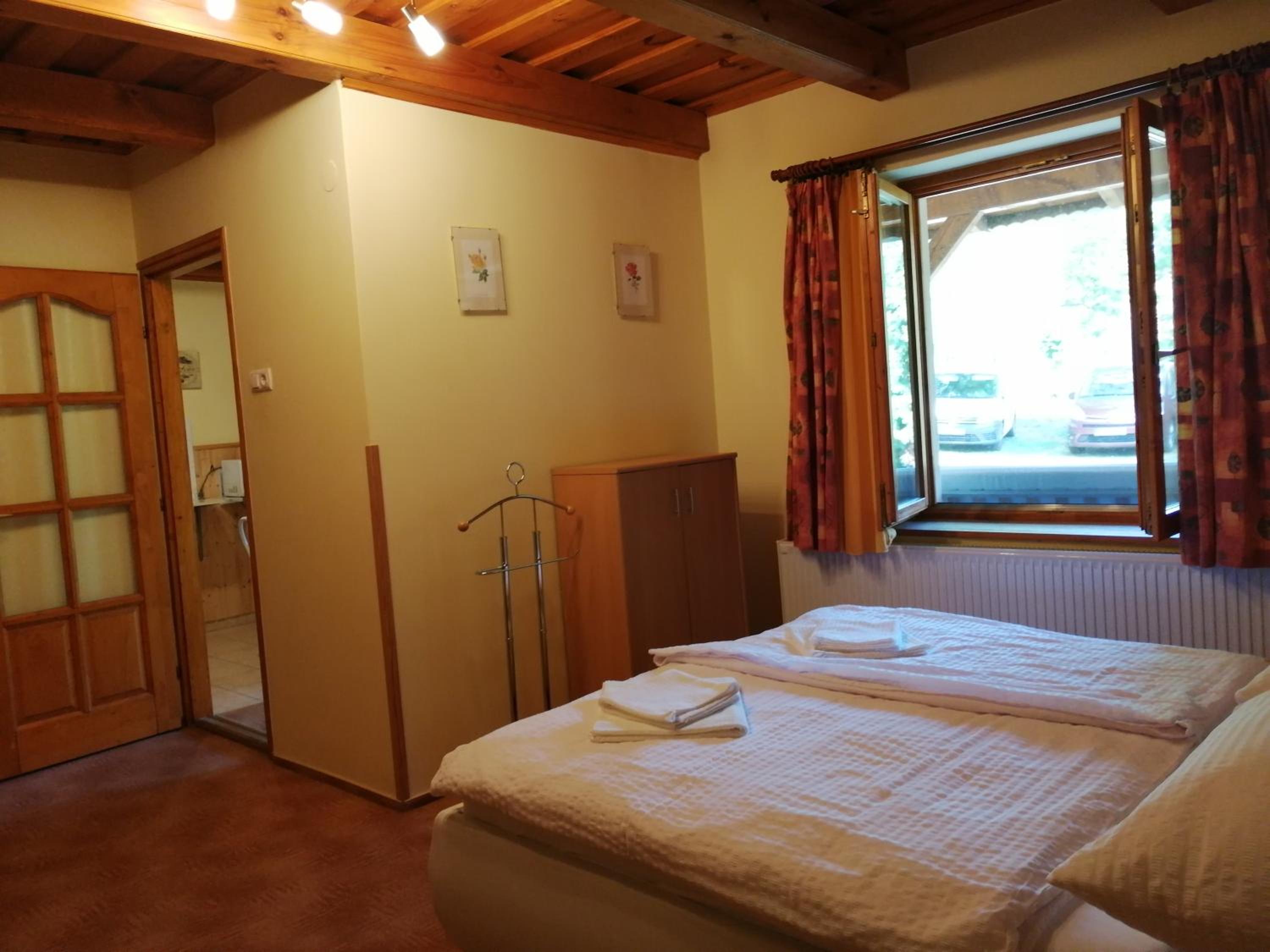 Apartment with Terrace photo 3
