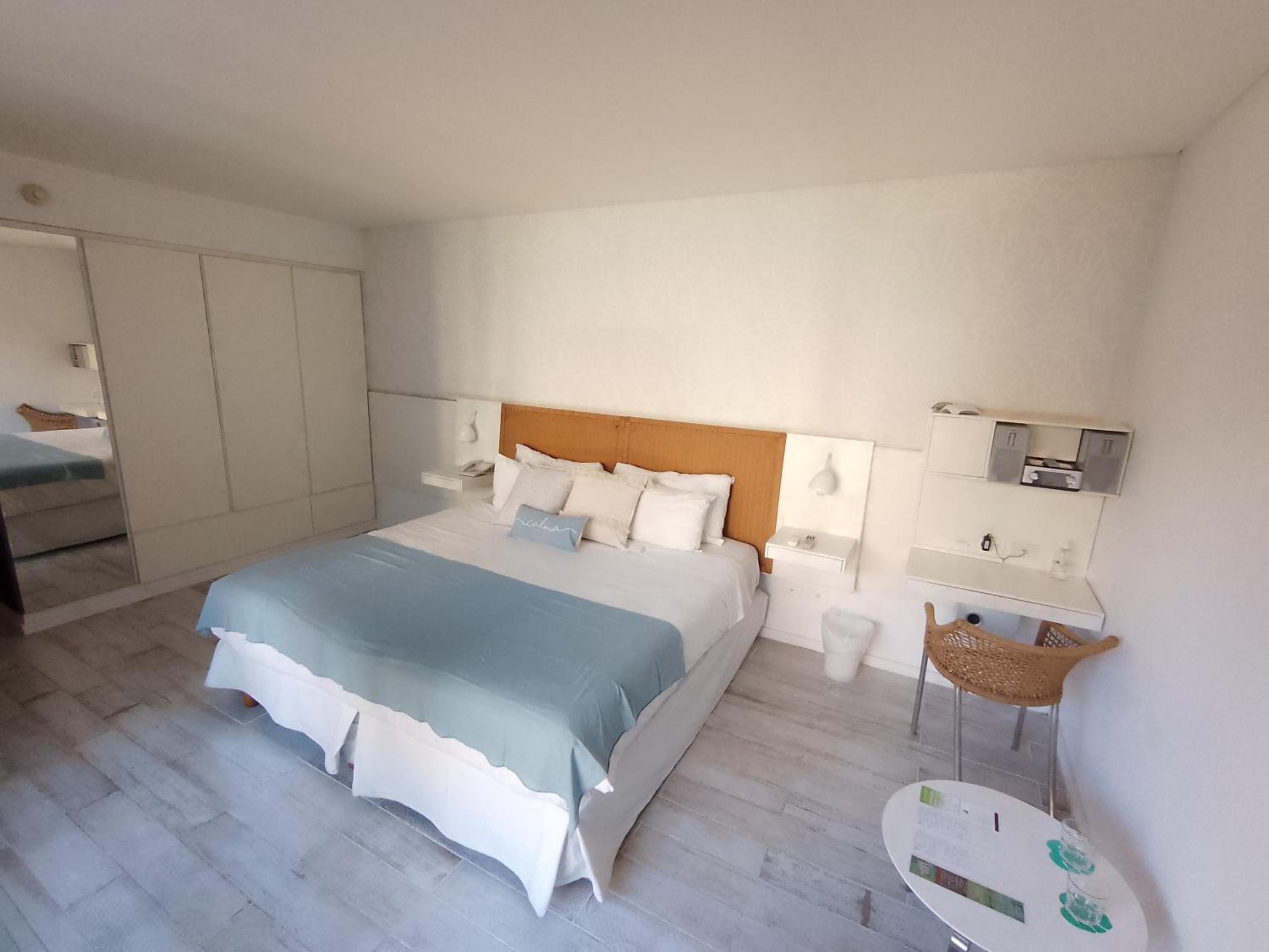 Superior King or Twin Room photo 1