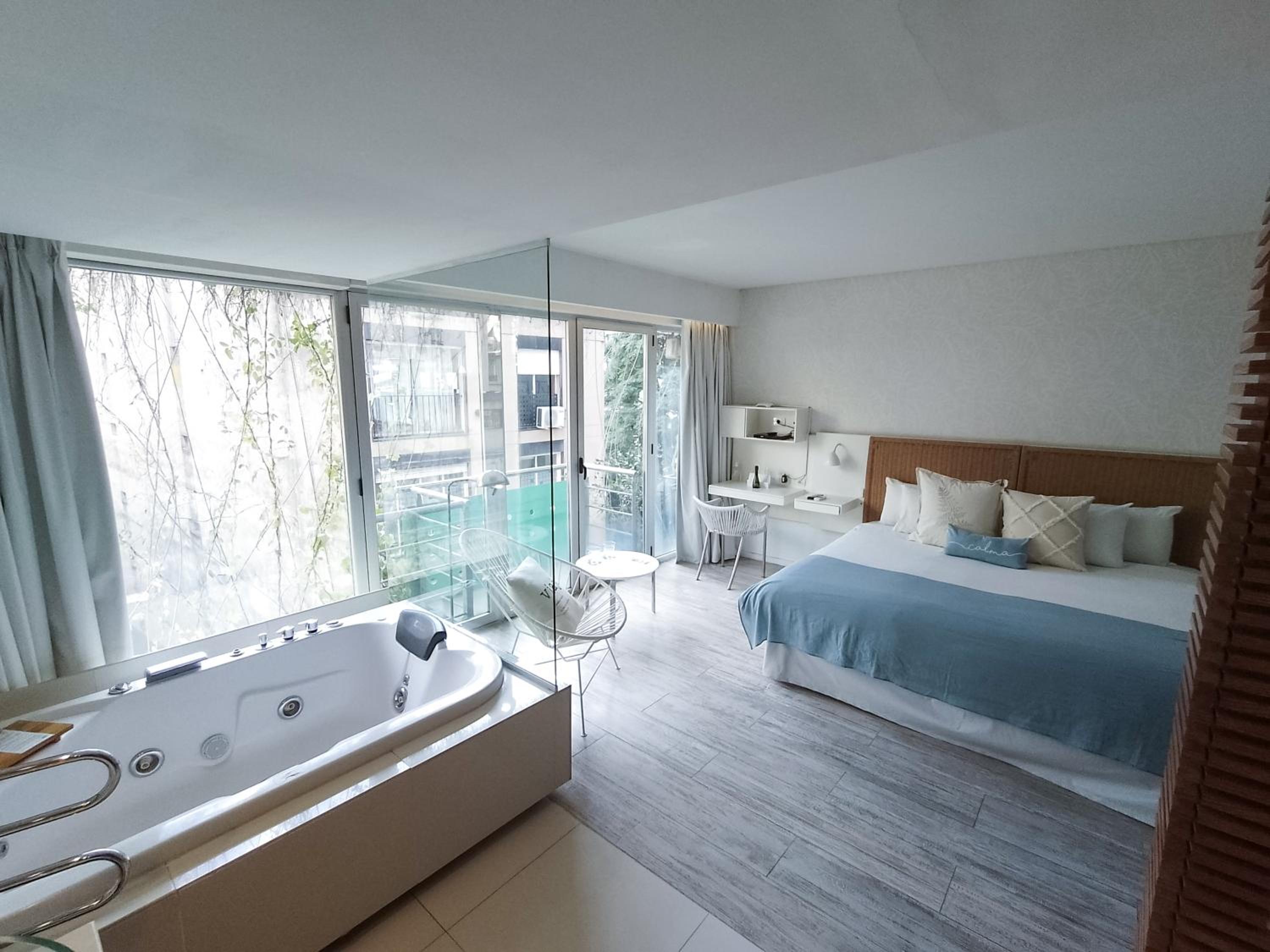 Deluxe Triple Room photo 2