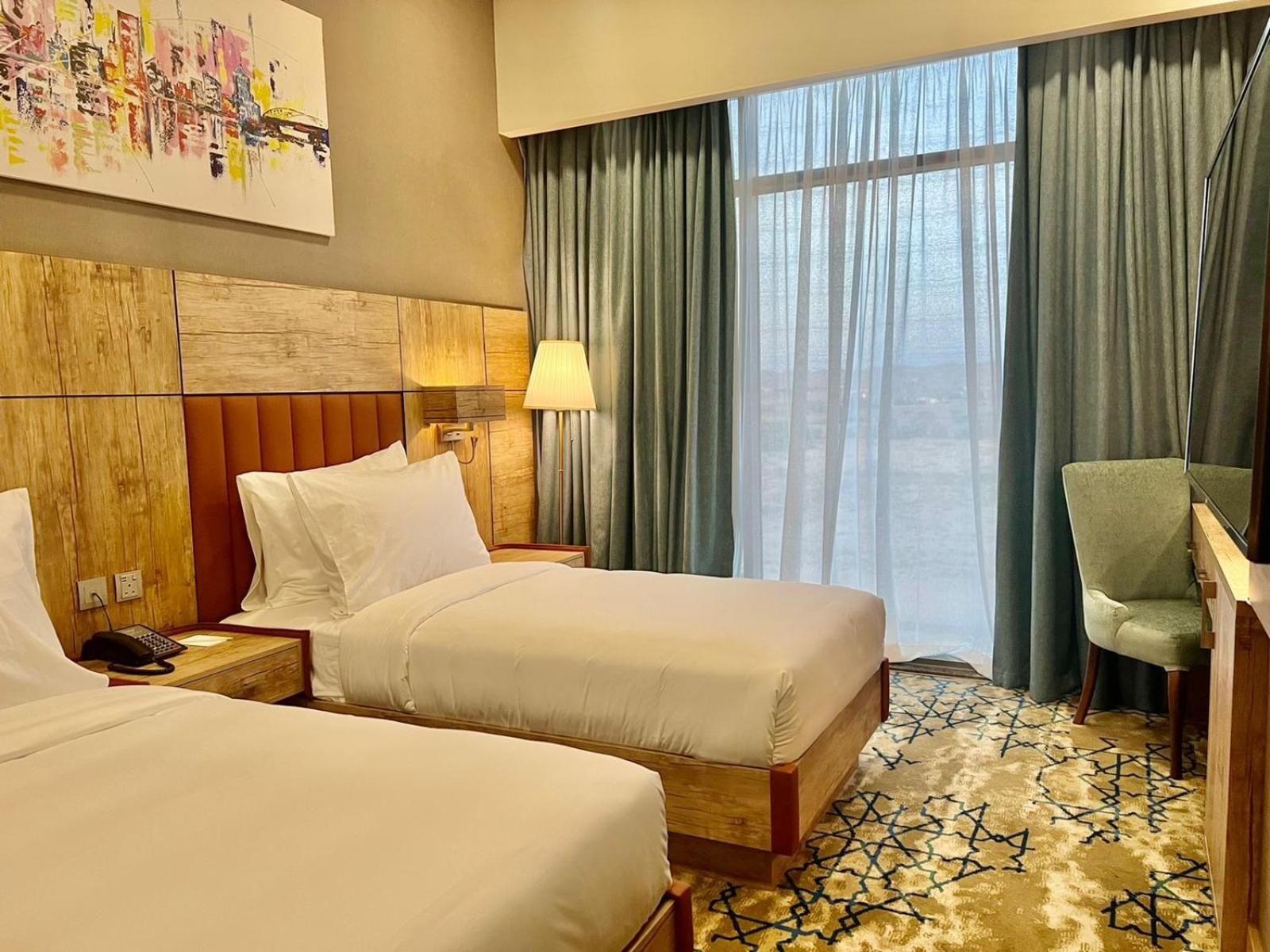 Twin Room with Mountain View