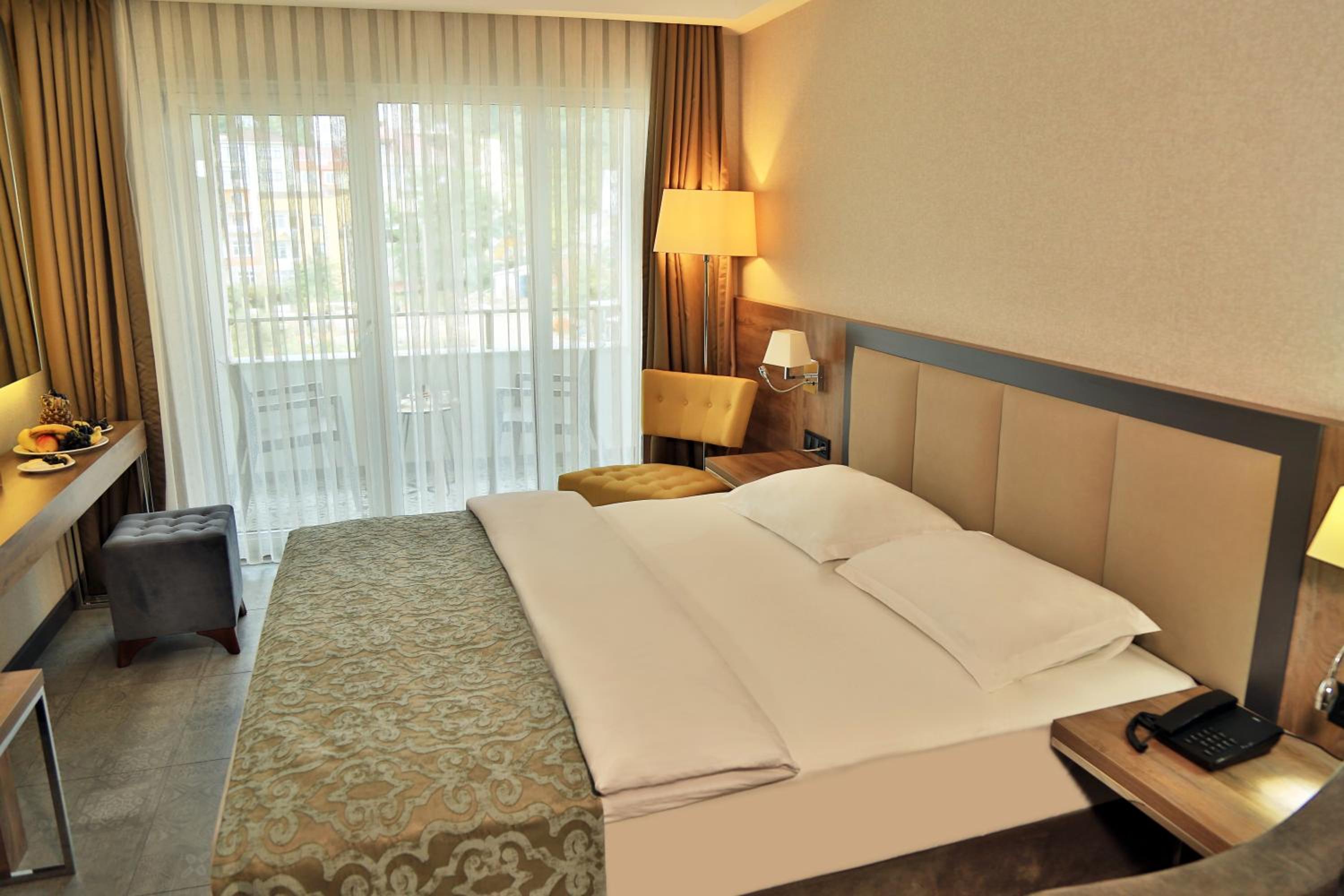 Suite with Balcony photo 2