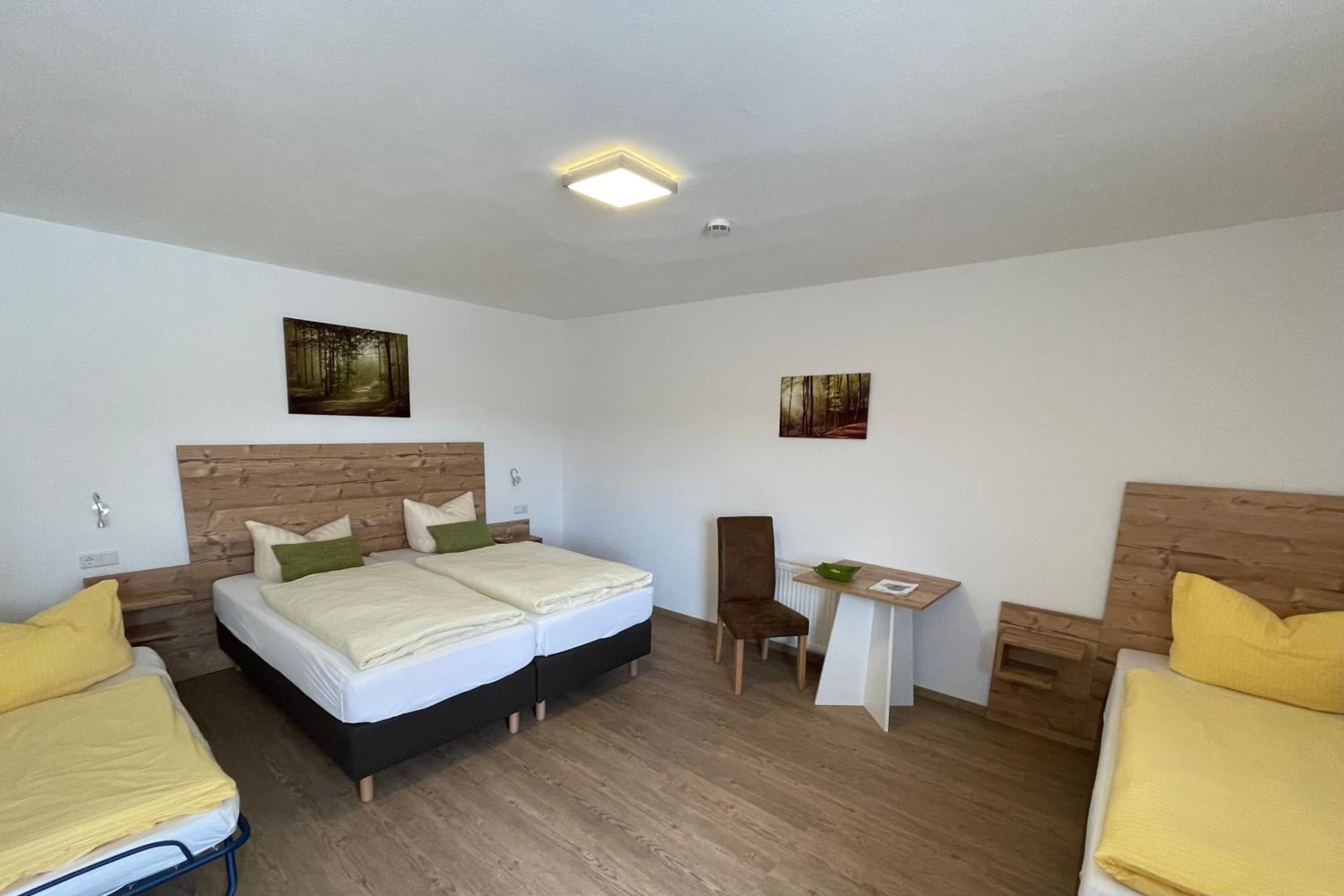 Deluxe Family Room