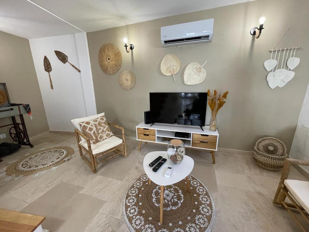 Two-Bedroom House photo 1