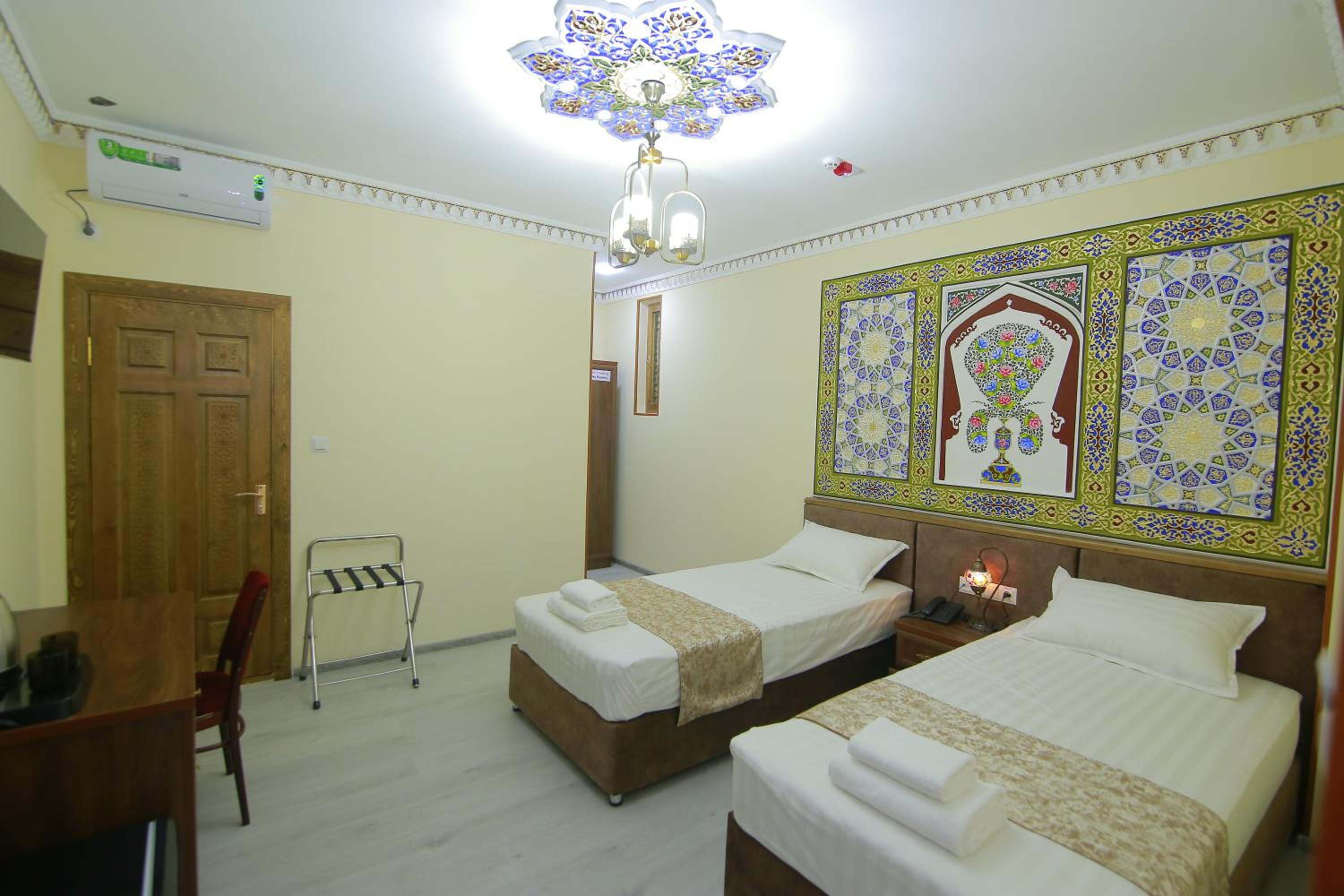 Deluxe Double Or Twin Room With City View photo 1