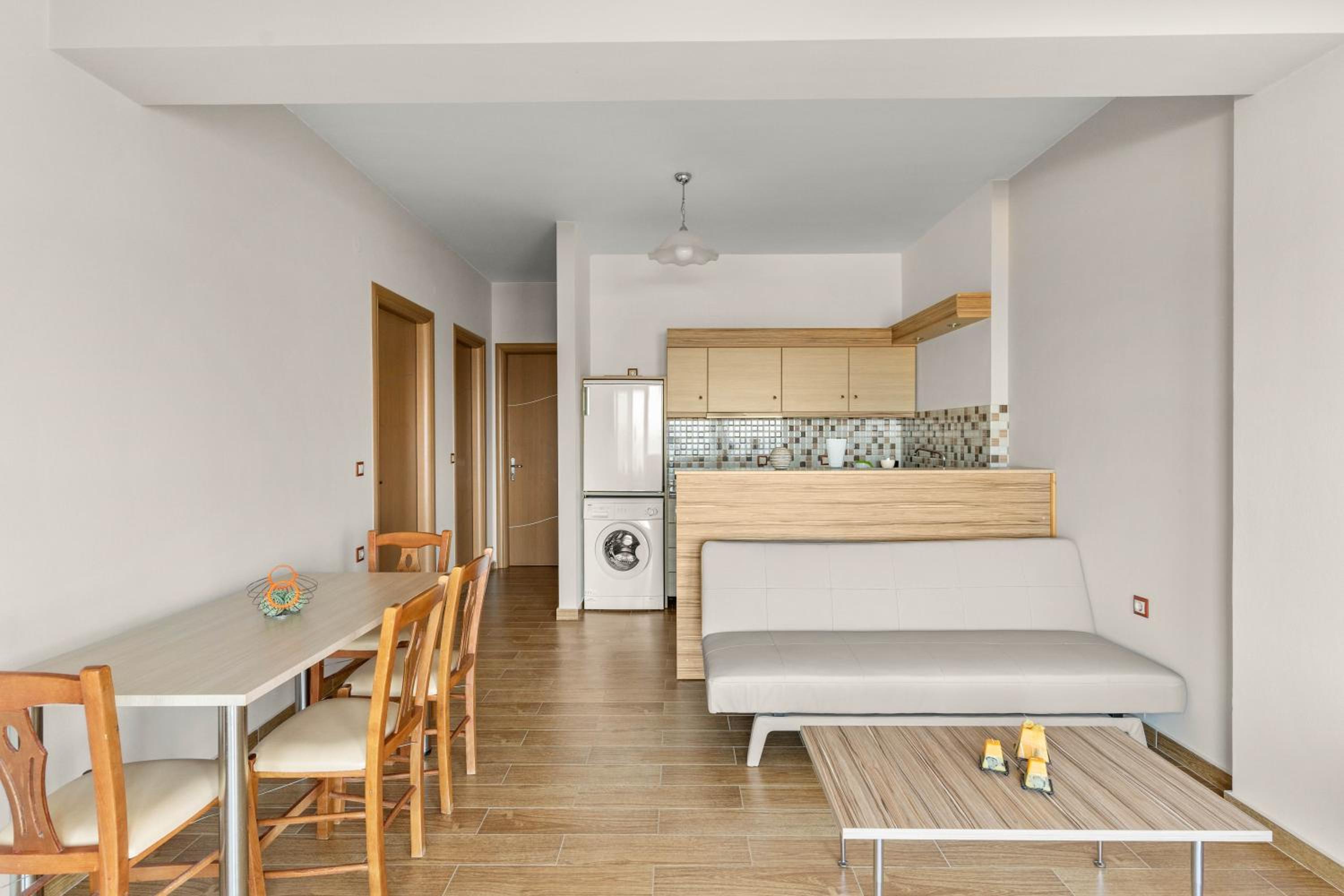 Two-Bedroom Apartment with Terrace and Sea View photo 2
