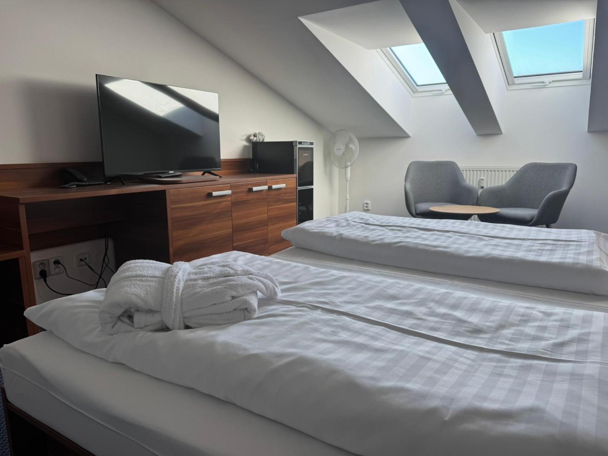 Suite with Lake View