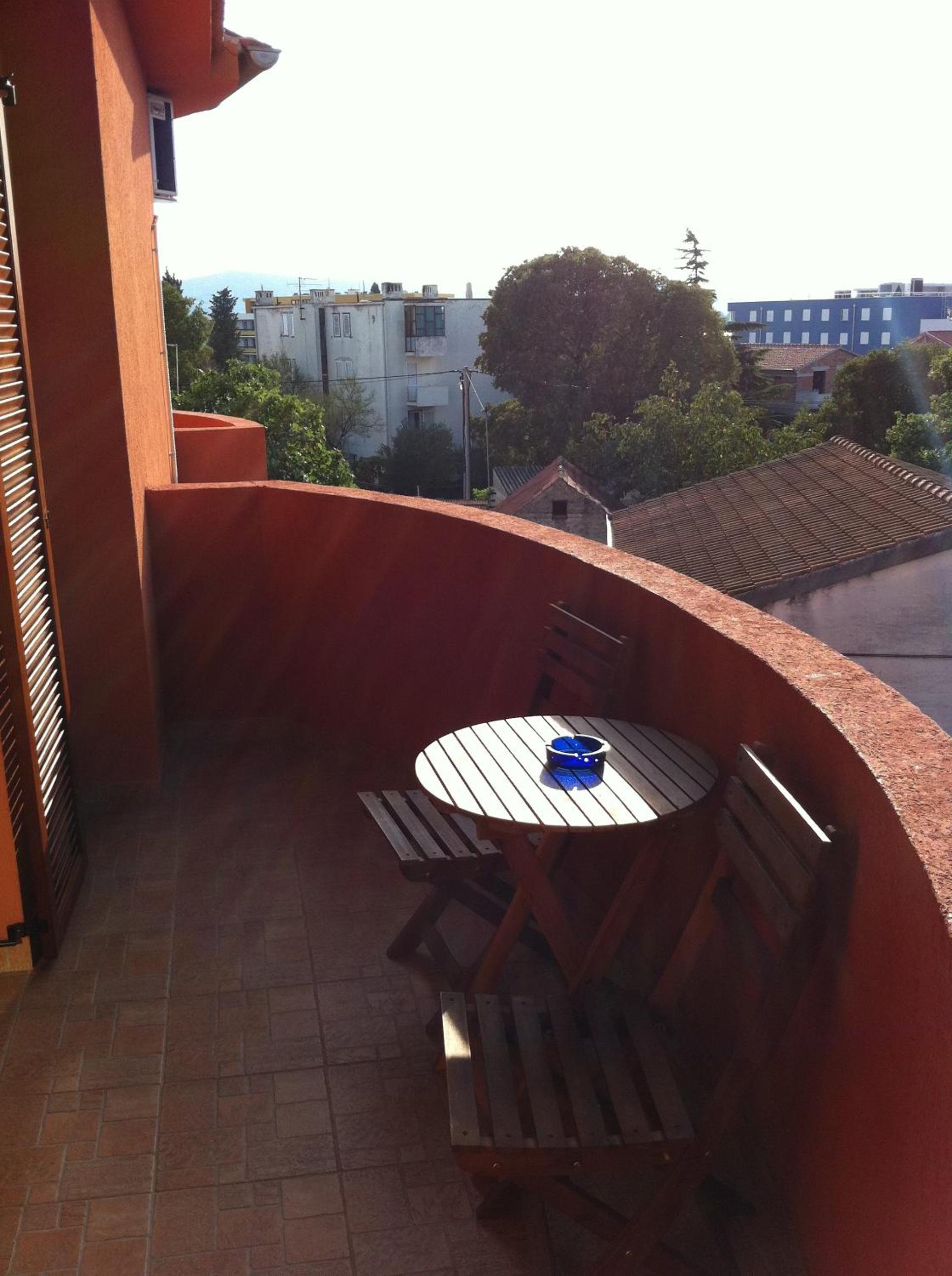 Single Room with Balcony photo 3