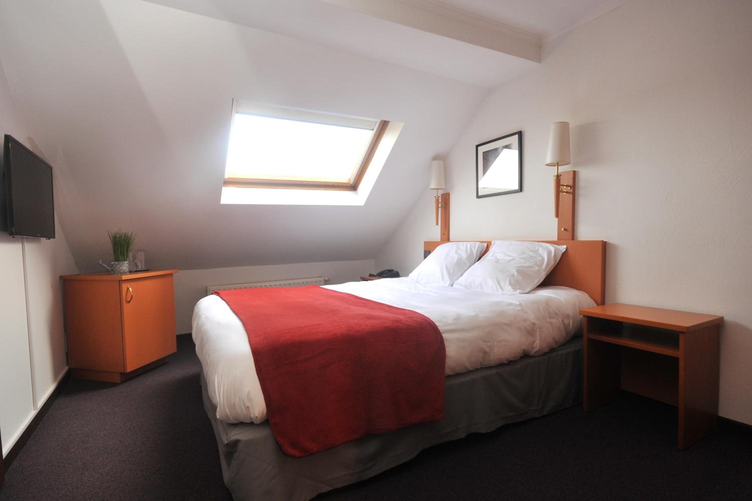 Budget Double Room photo 1