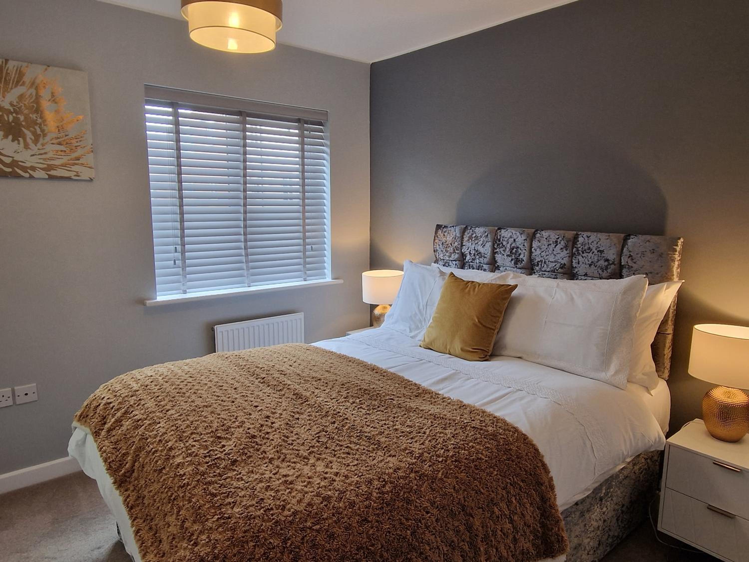 Three-Bedroom House photo 1