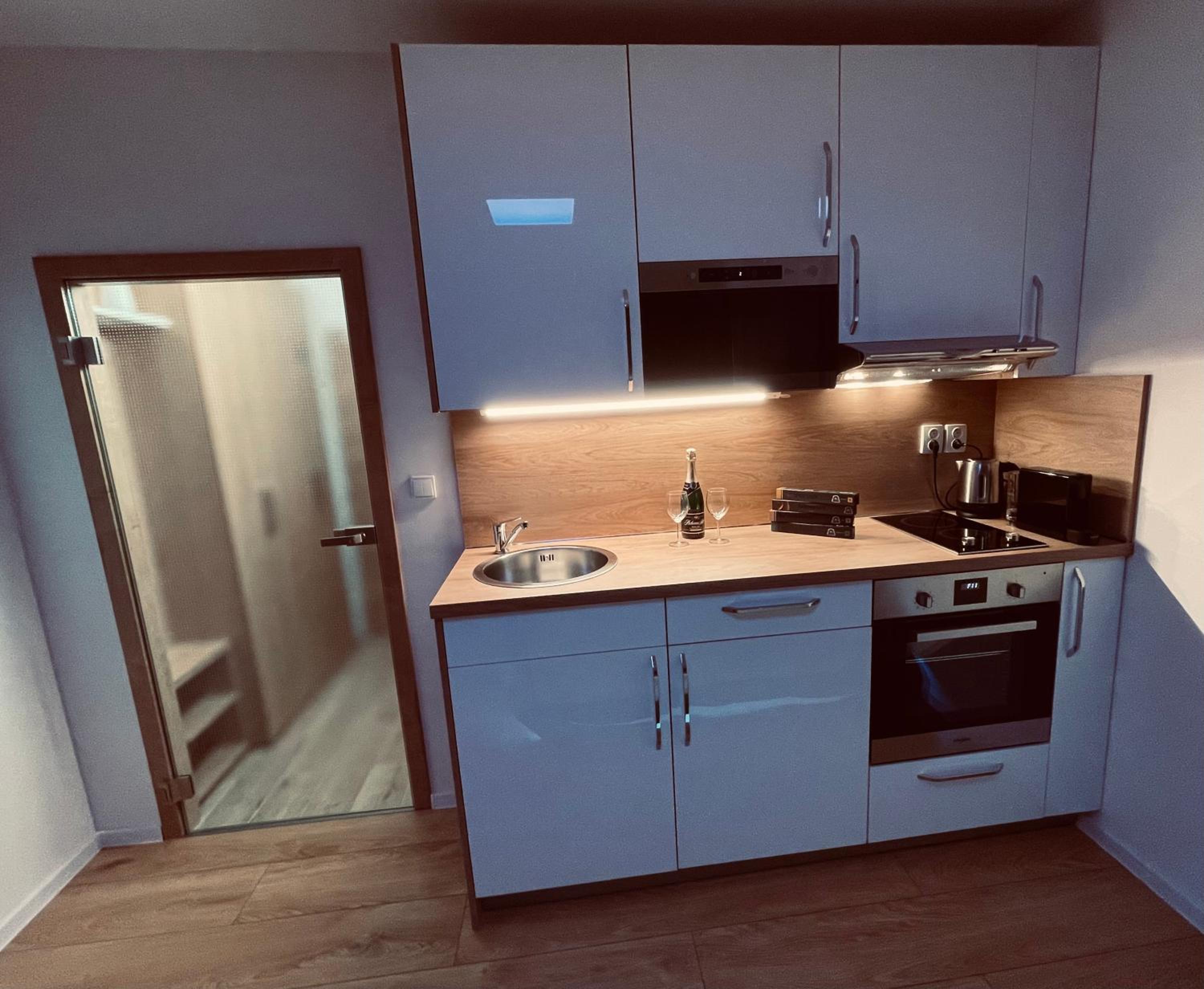 One-Bedroom Apartment - Photo 14