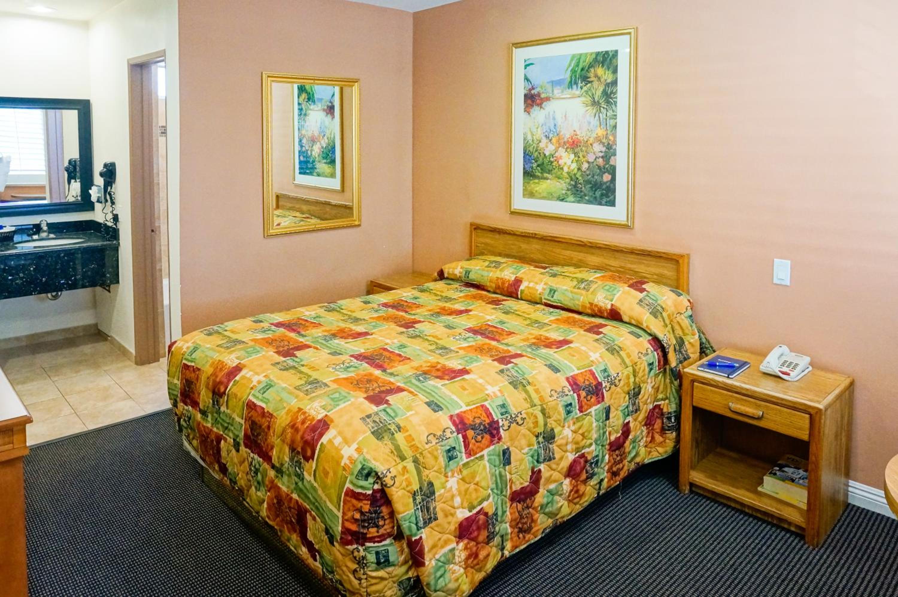 Queen Room