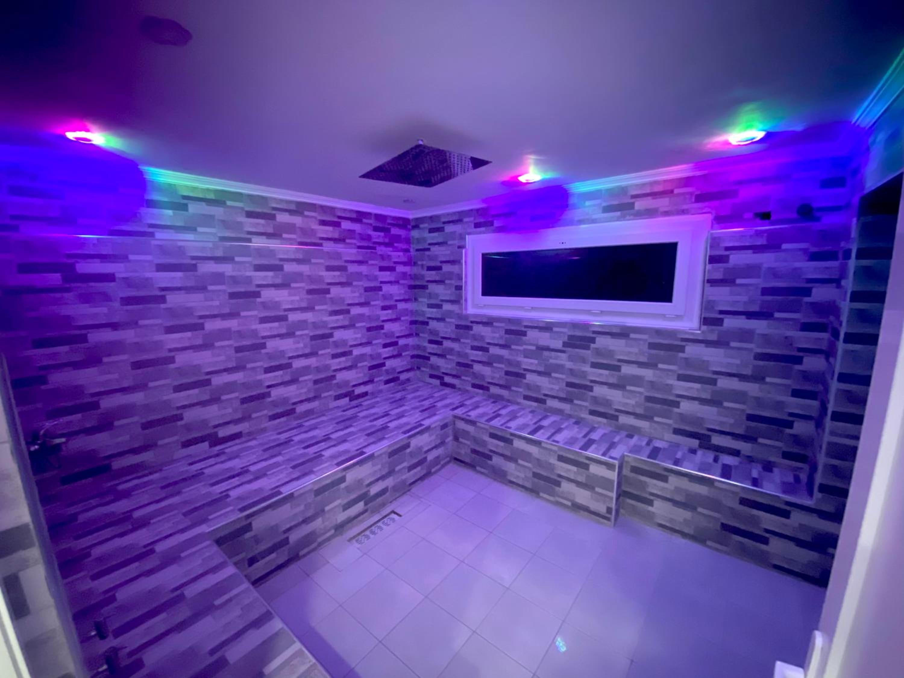 Three-Bedroom House - Photo 12