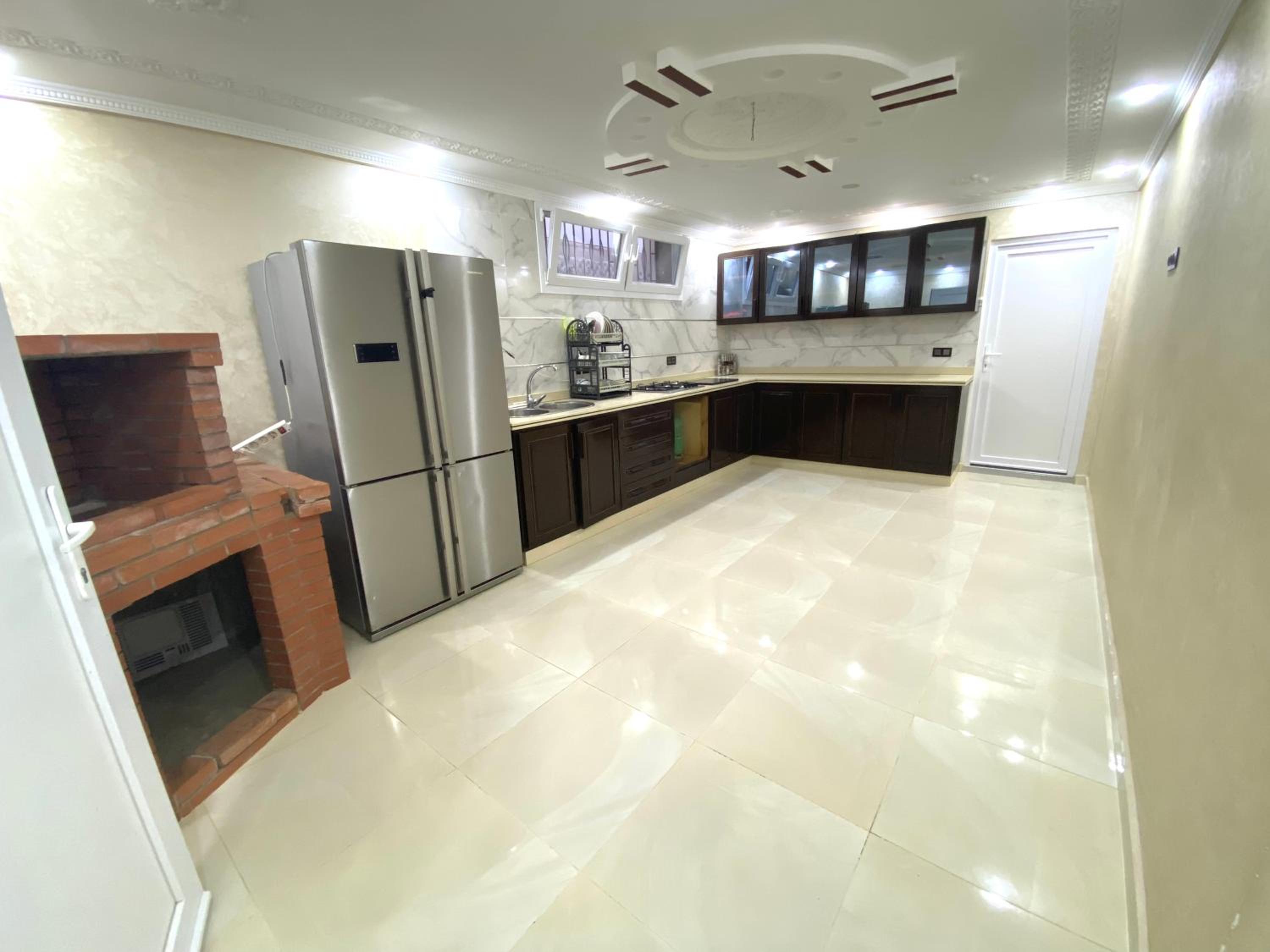 Three-Bedroom House - Photo 8