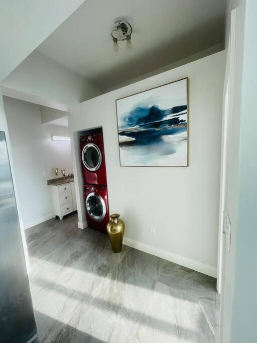 Two-Bedroom Villa - Photo 11