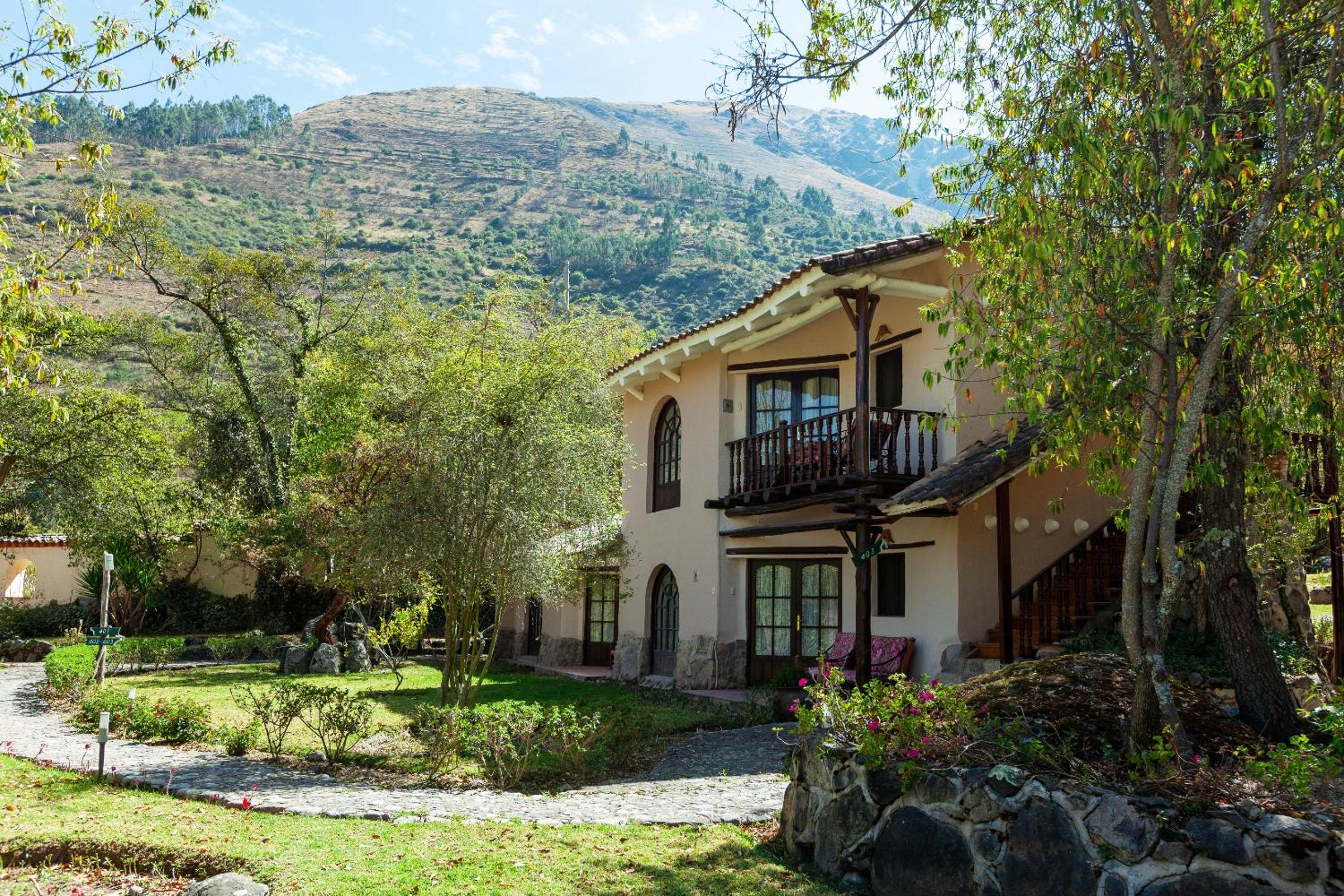 Family Suite with Terrace, Mountain and Garden View - Photo 3