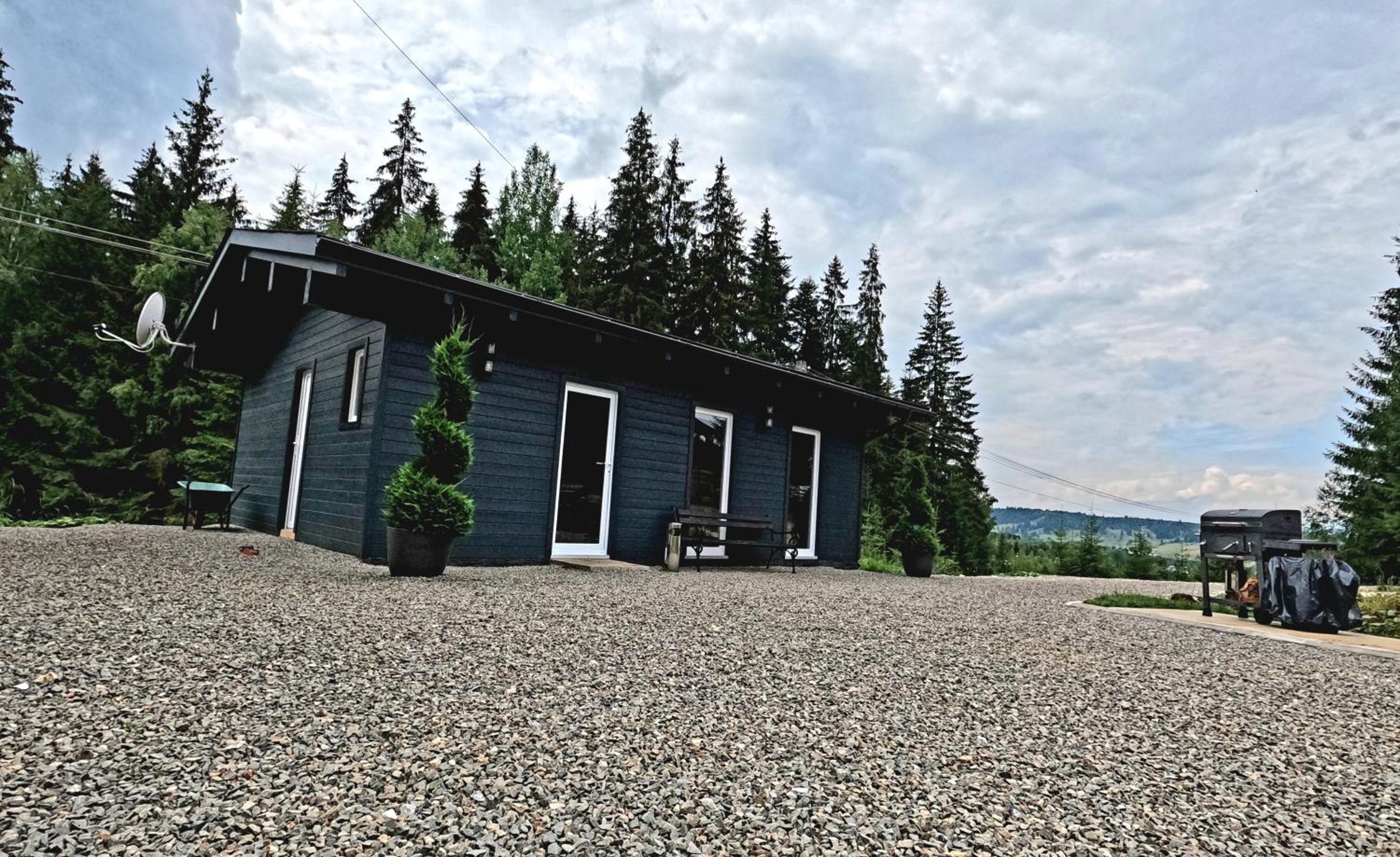 Four-Bedroom House photo 2