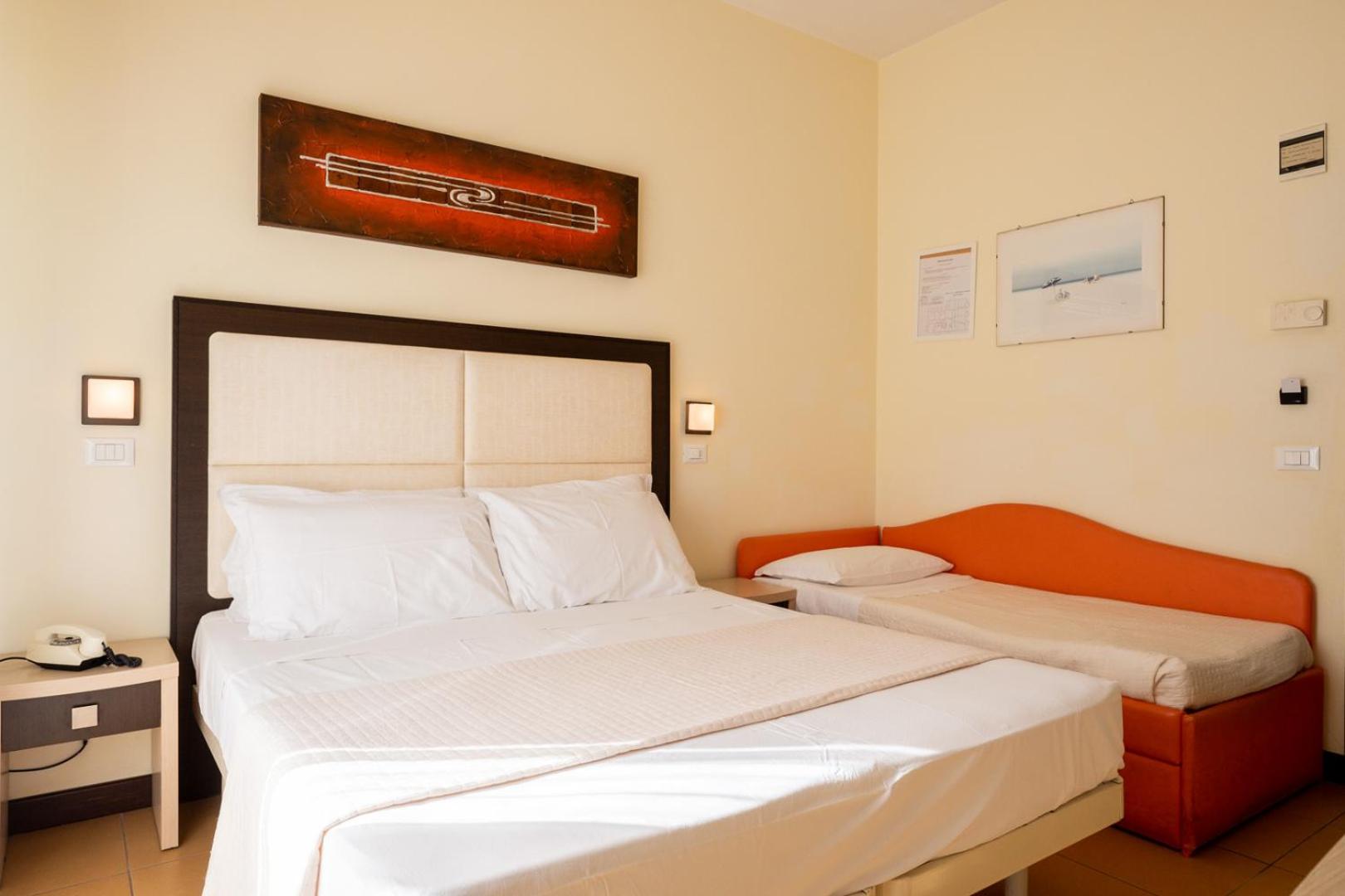 Triple Room - Photo 5