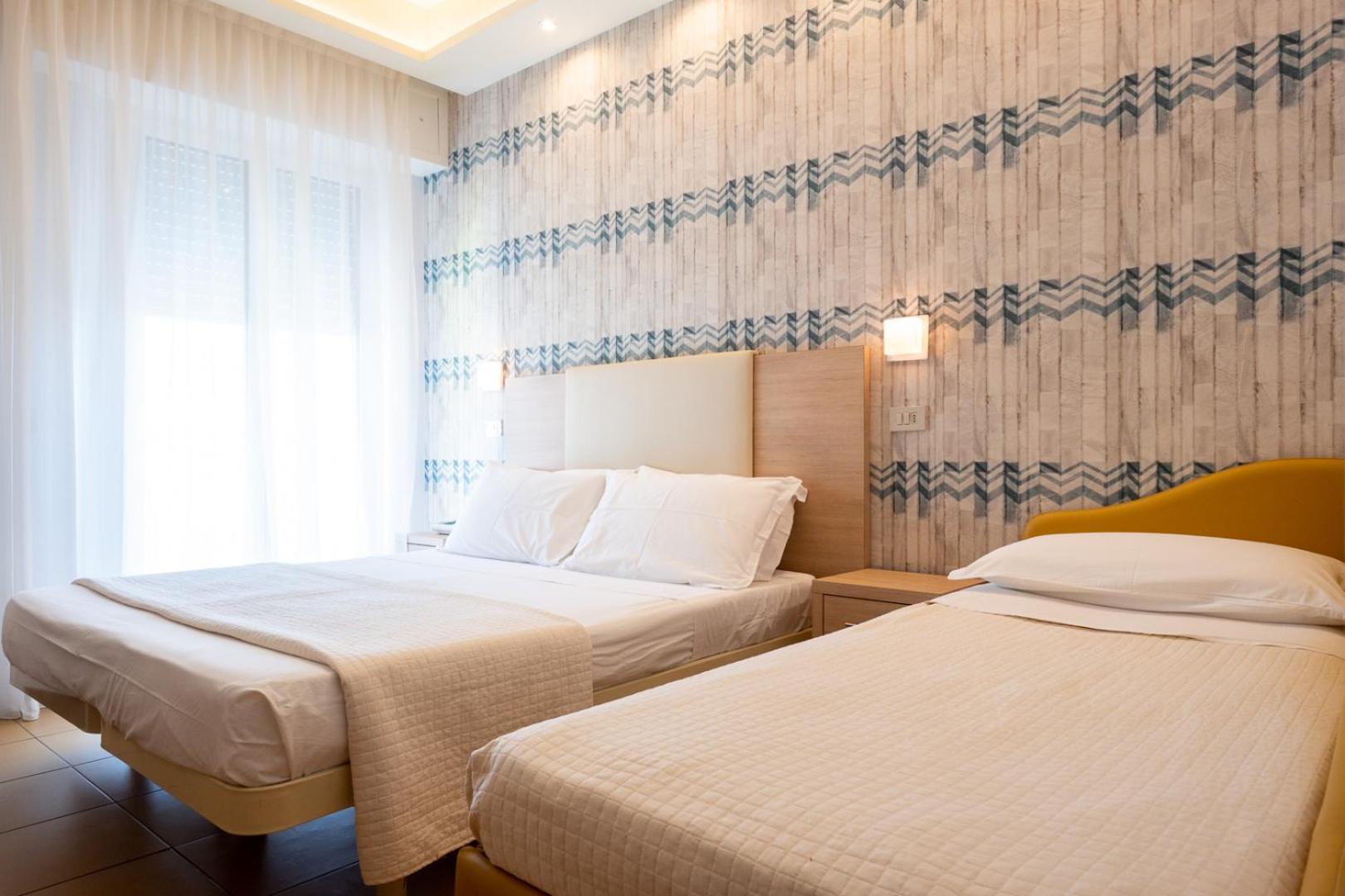 Triple Room with Sea View - Photo 1