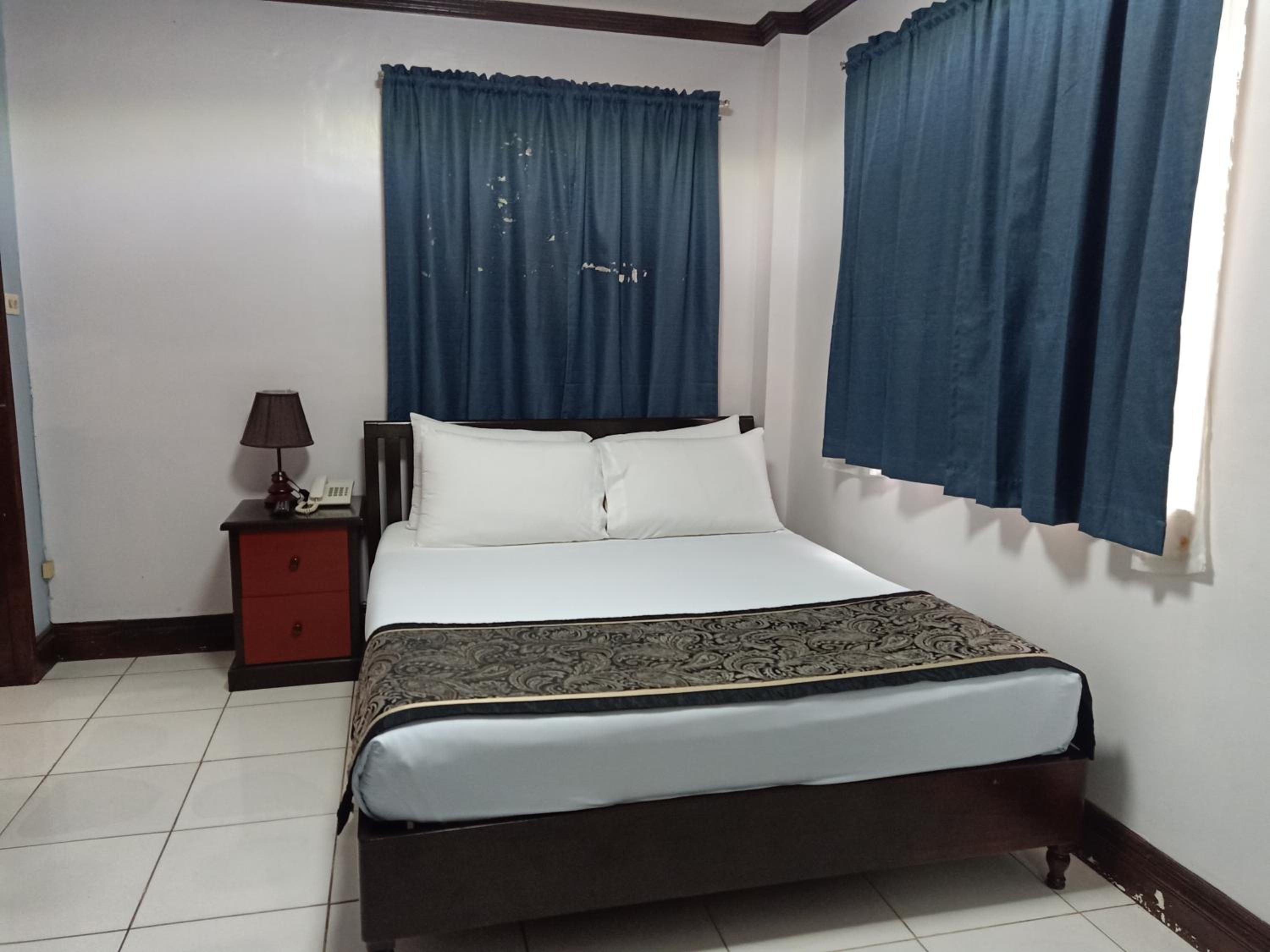 Standard Double Room - Photo 4