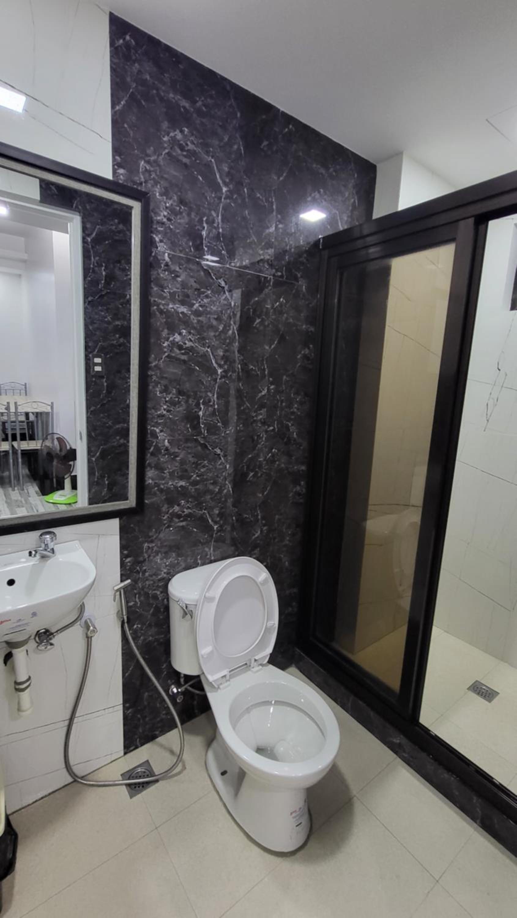 Three-Bedroom Apartment - Photo 4