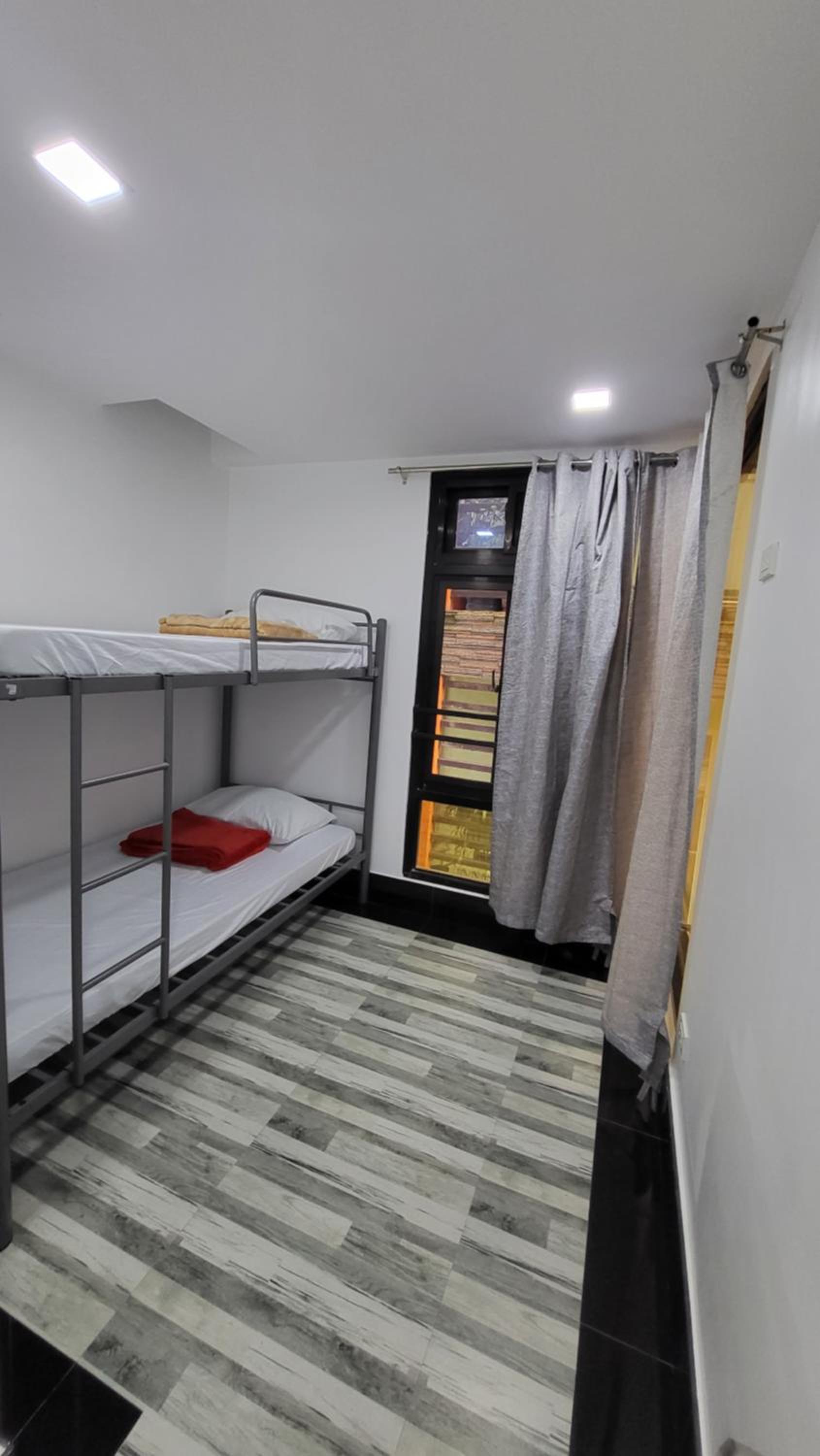 Three-Bedroom Apartment - Photo 3