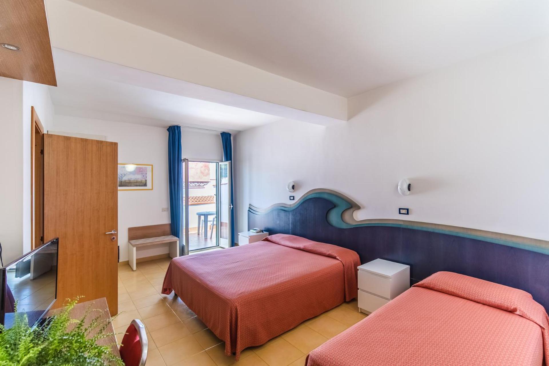 Standard Quadruple Room photo 3