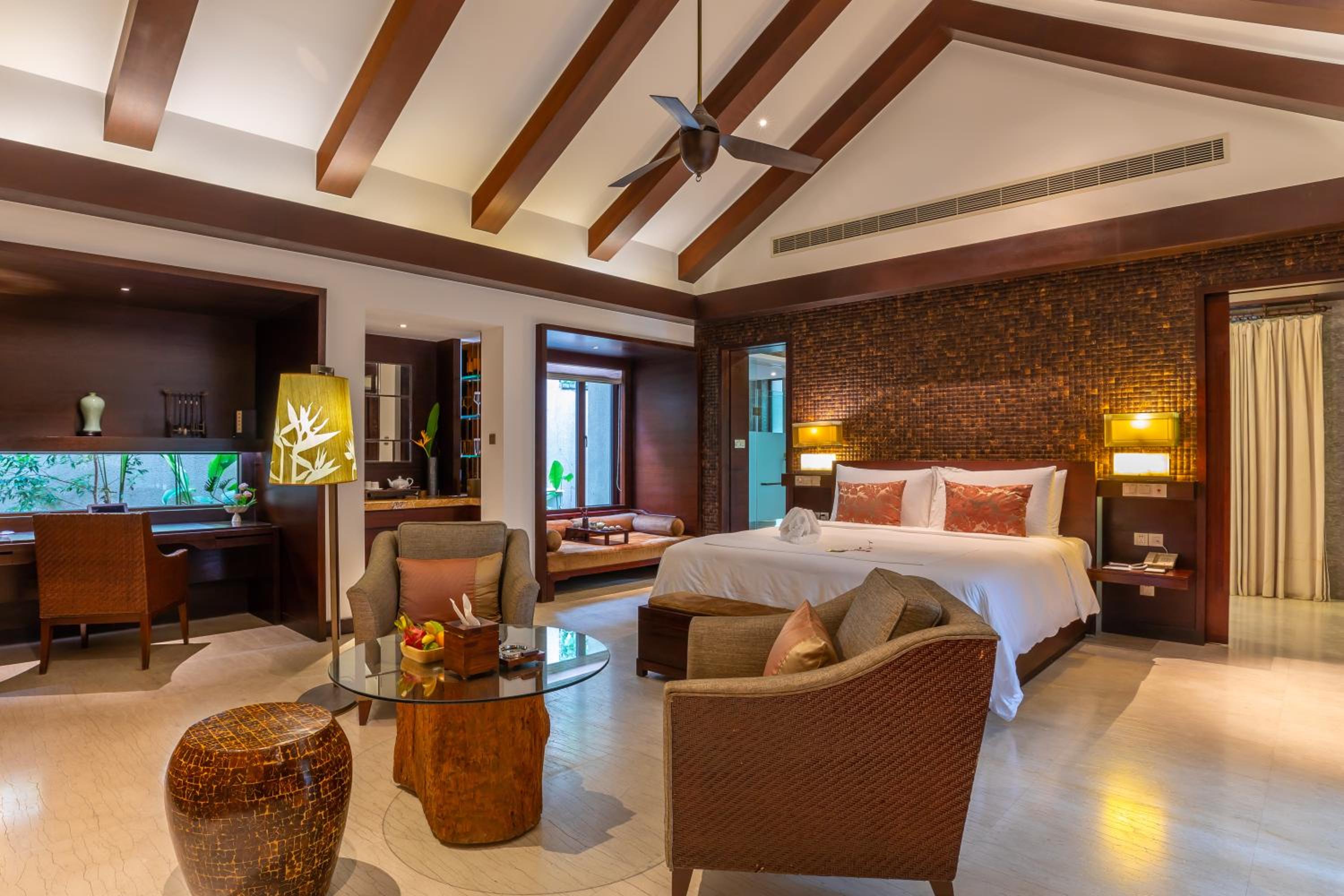 Superior One-Bedroom Villa with Private Pool