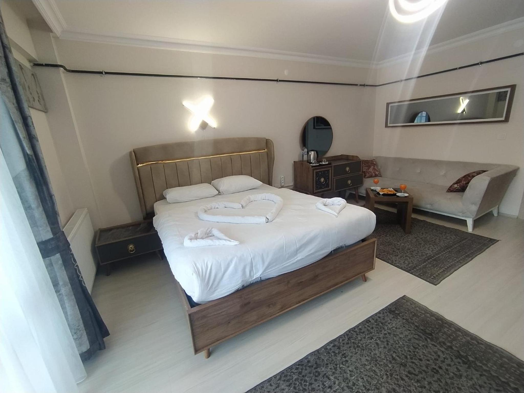 Family Room - Photo 17