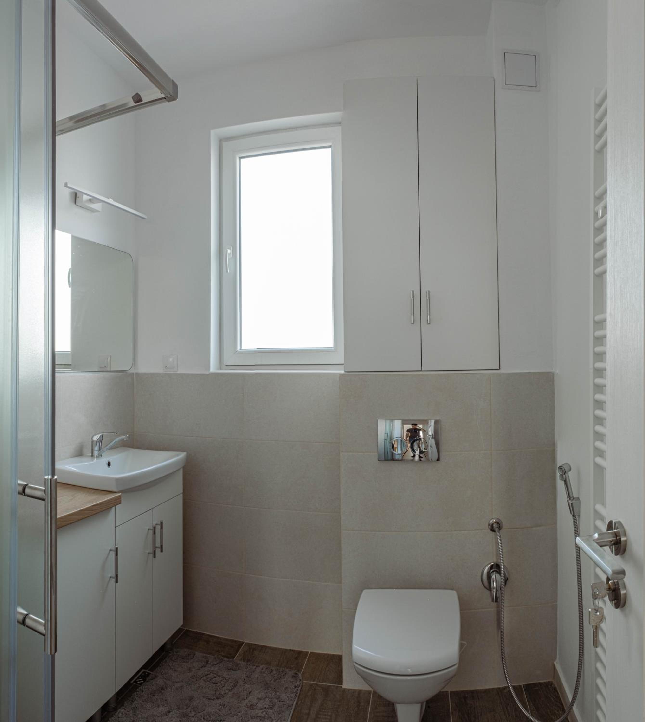 Two-Bedroom Apartment - Photo 7