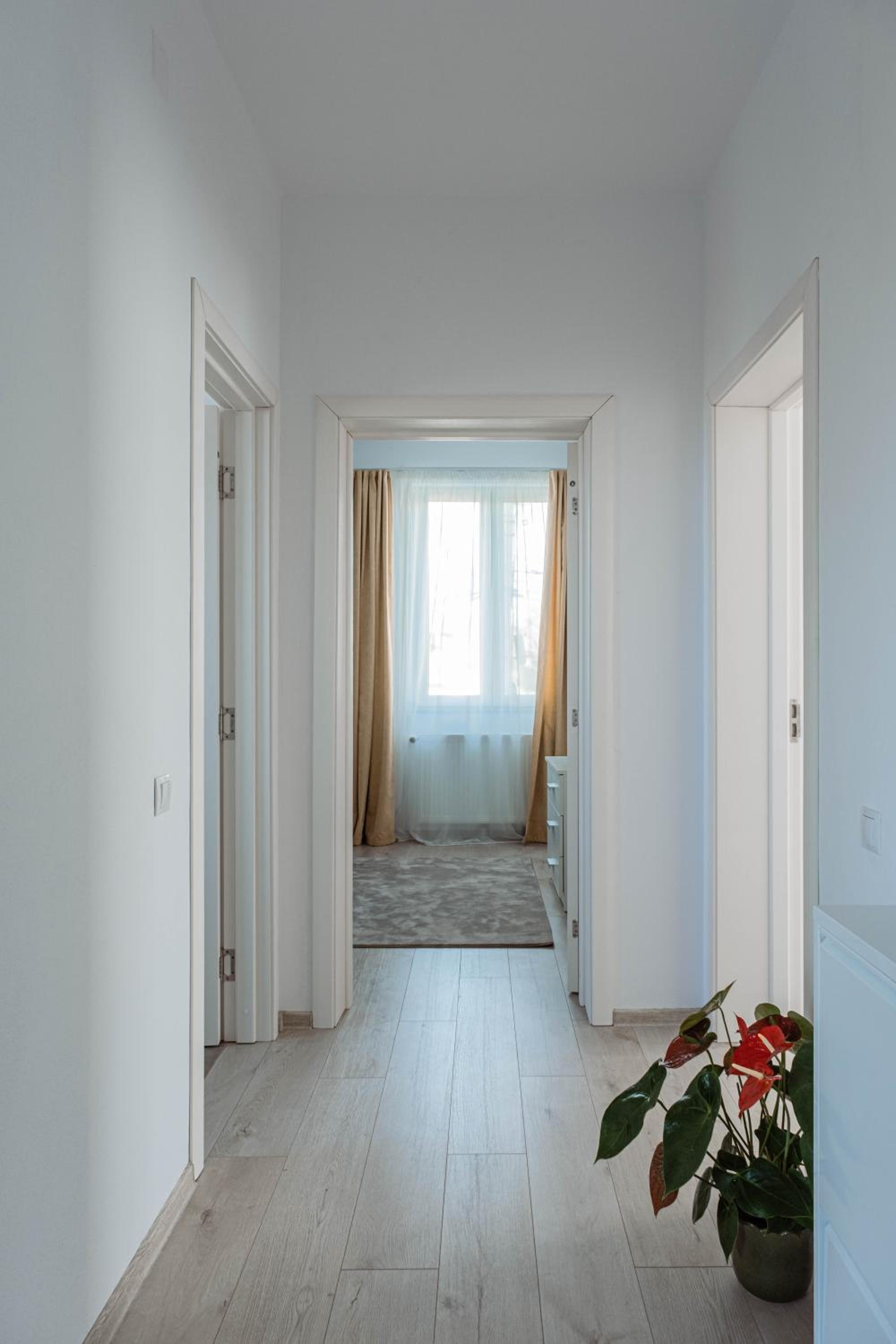 Two-Bedroom Apartment - Photo 15