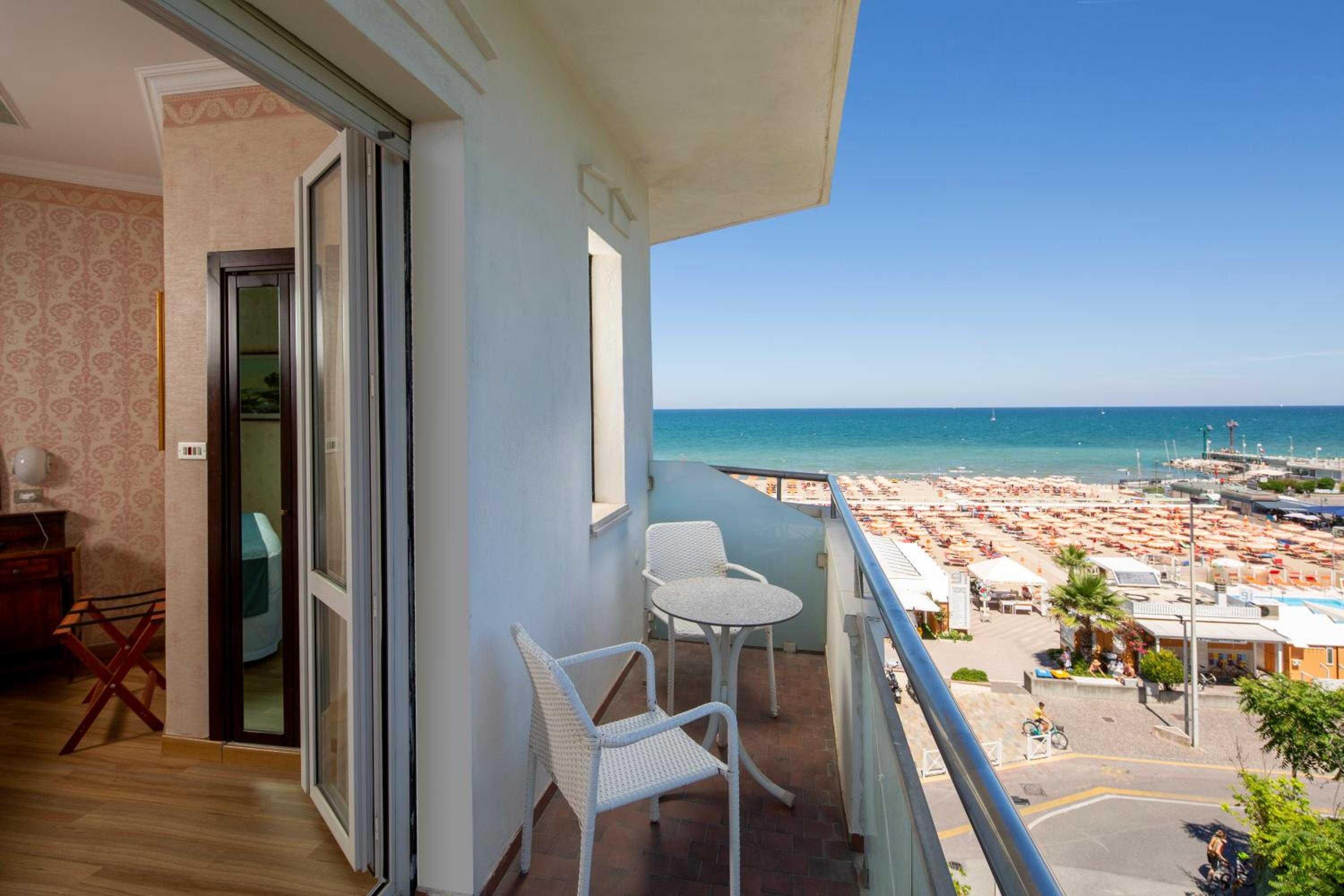 Economy Double Room with Sea View photo 2