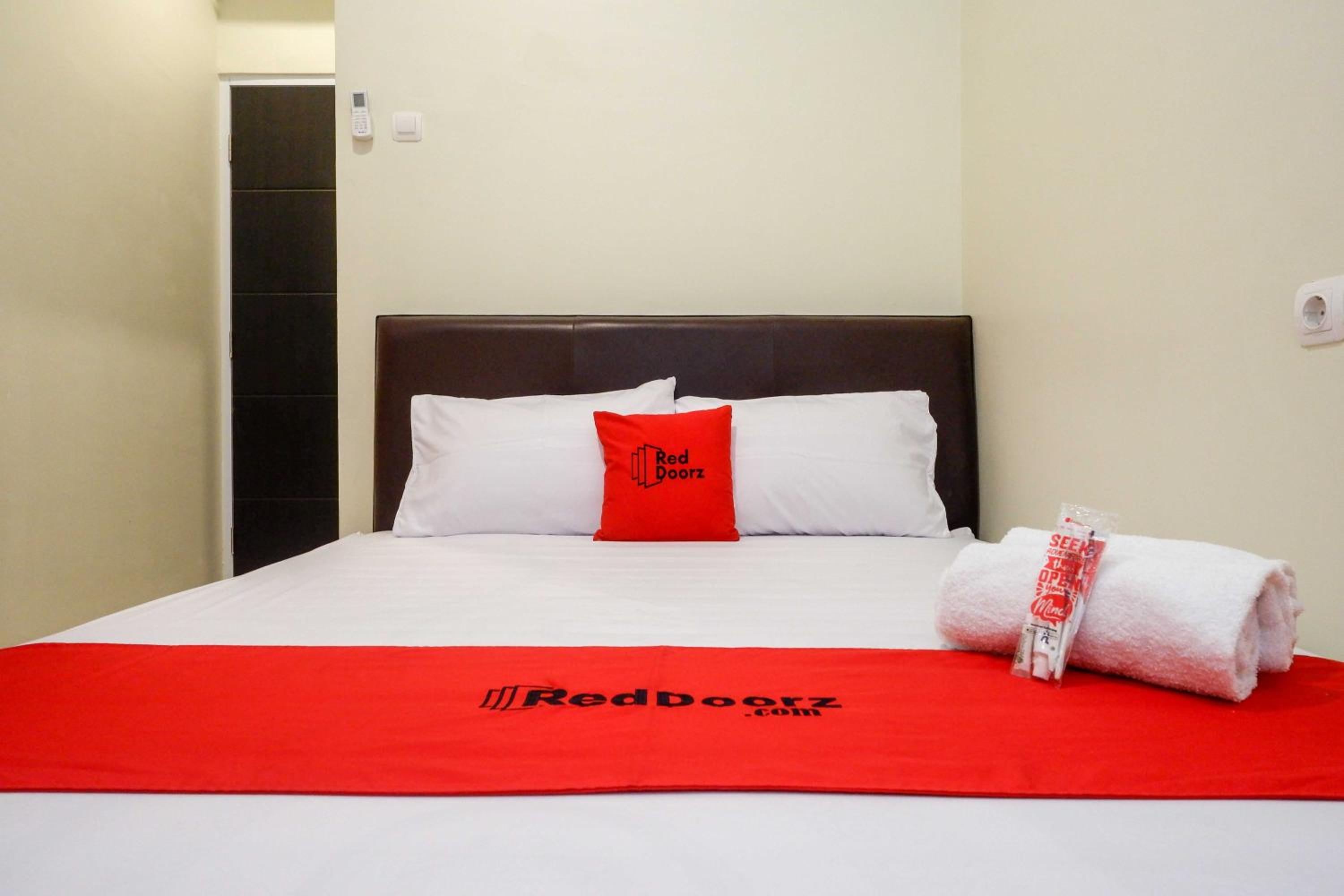 Double Room - Photo 9