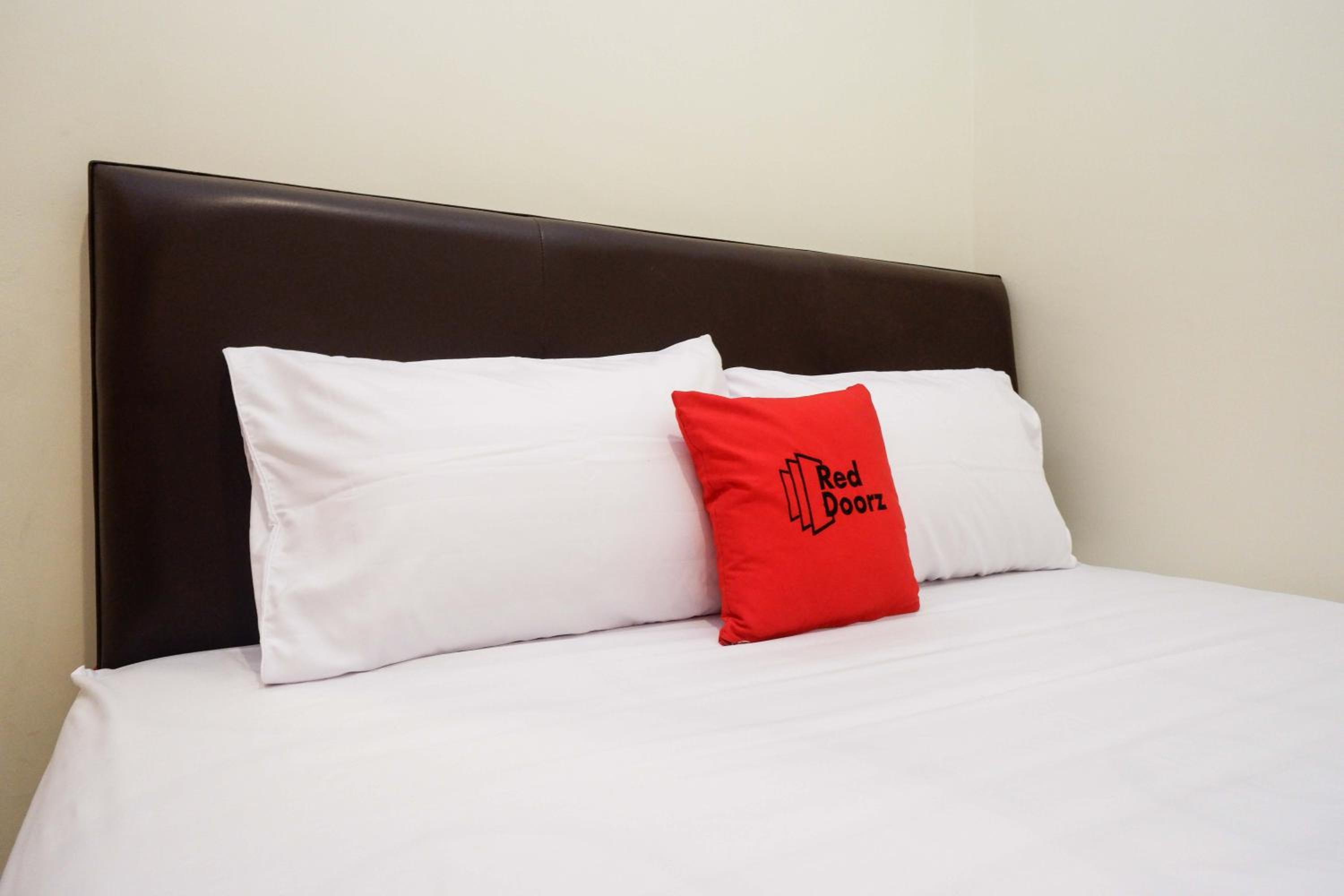 Double Room - Photo 2
