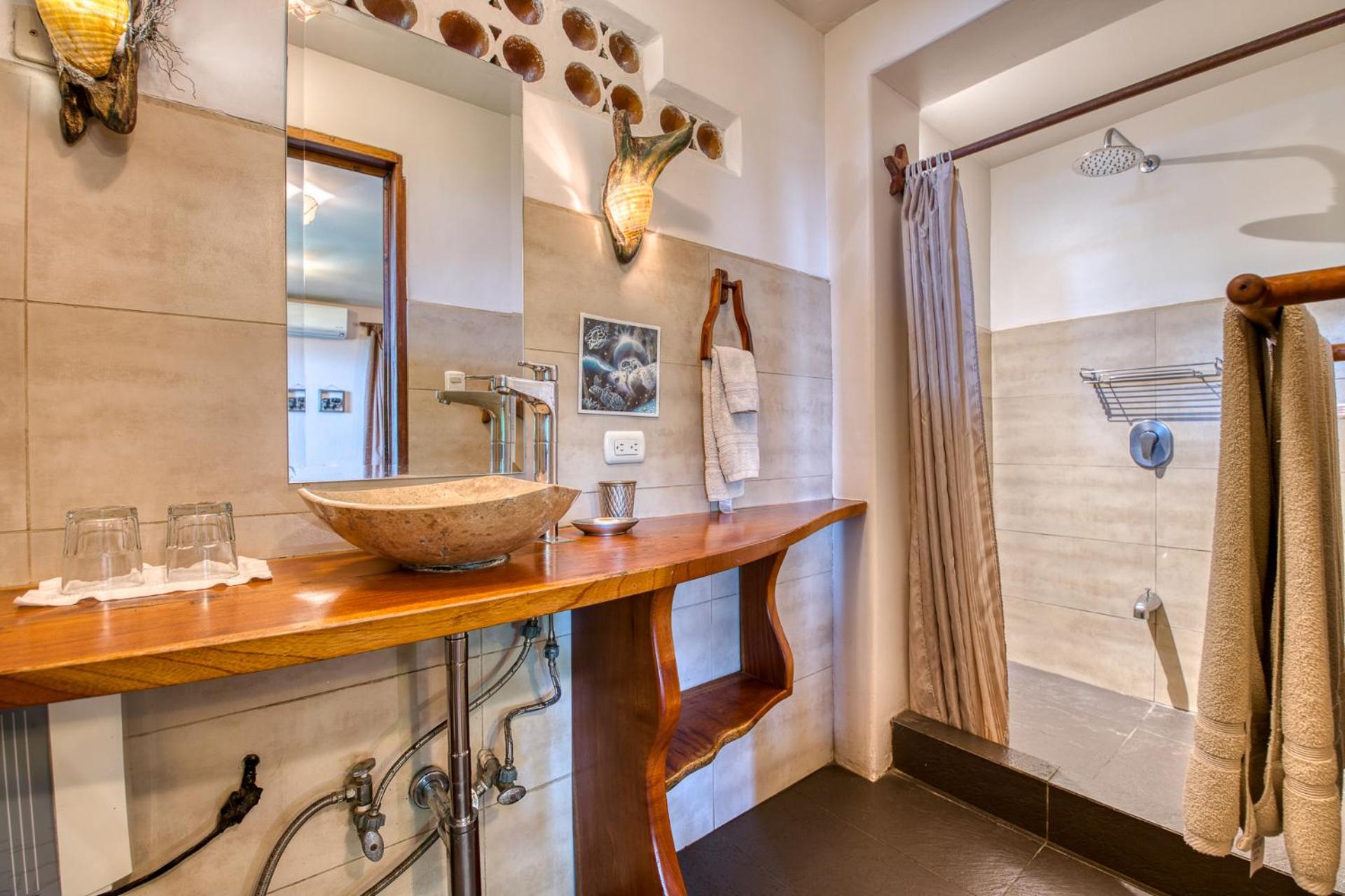 Deluxe Double Room with Sea View photo 3