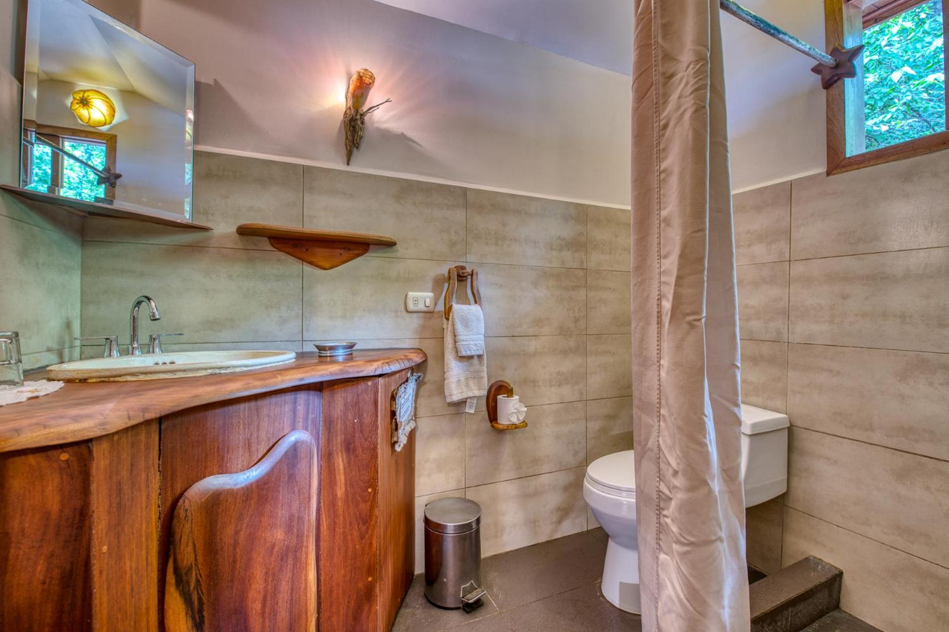 Double Room with Private Bathroom photo 1