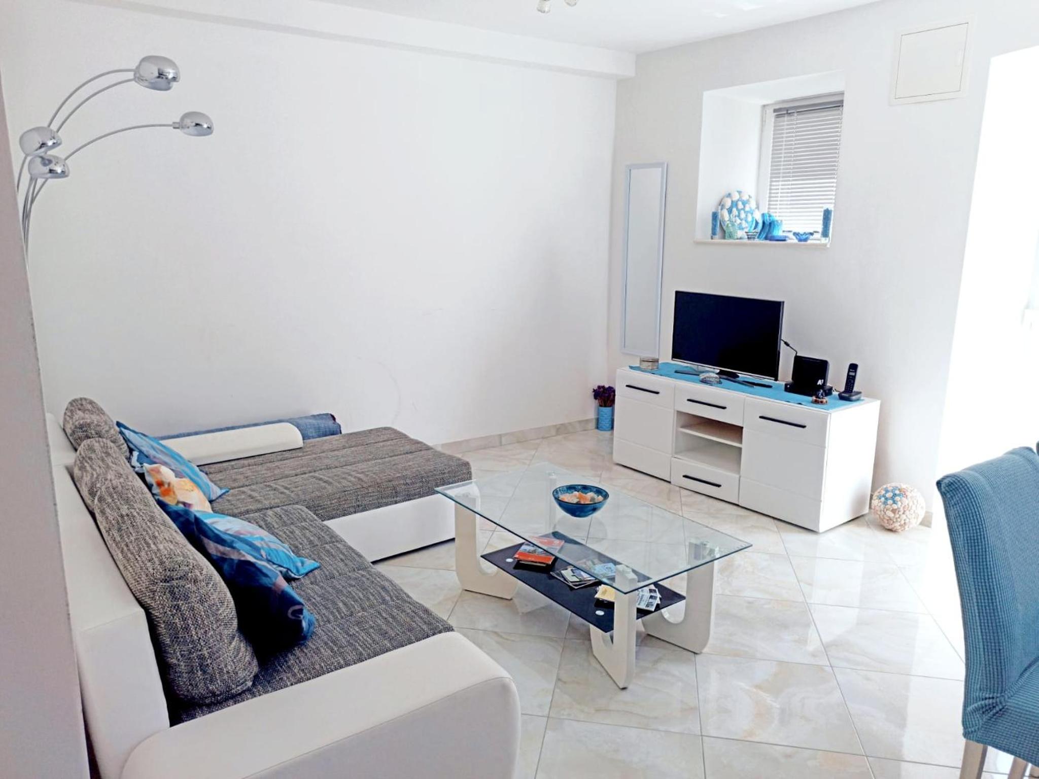 Three-Bedroom House photo 1