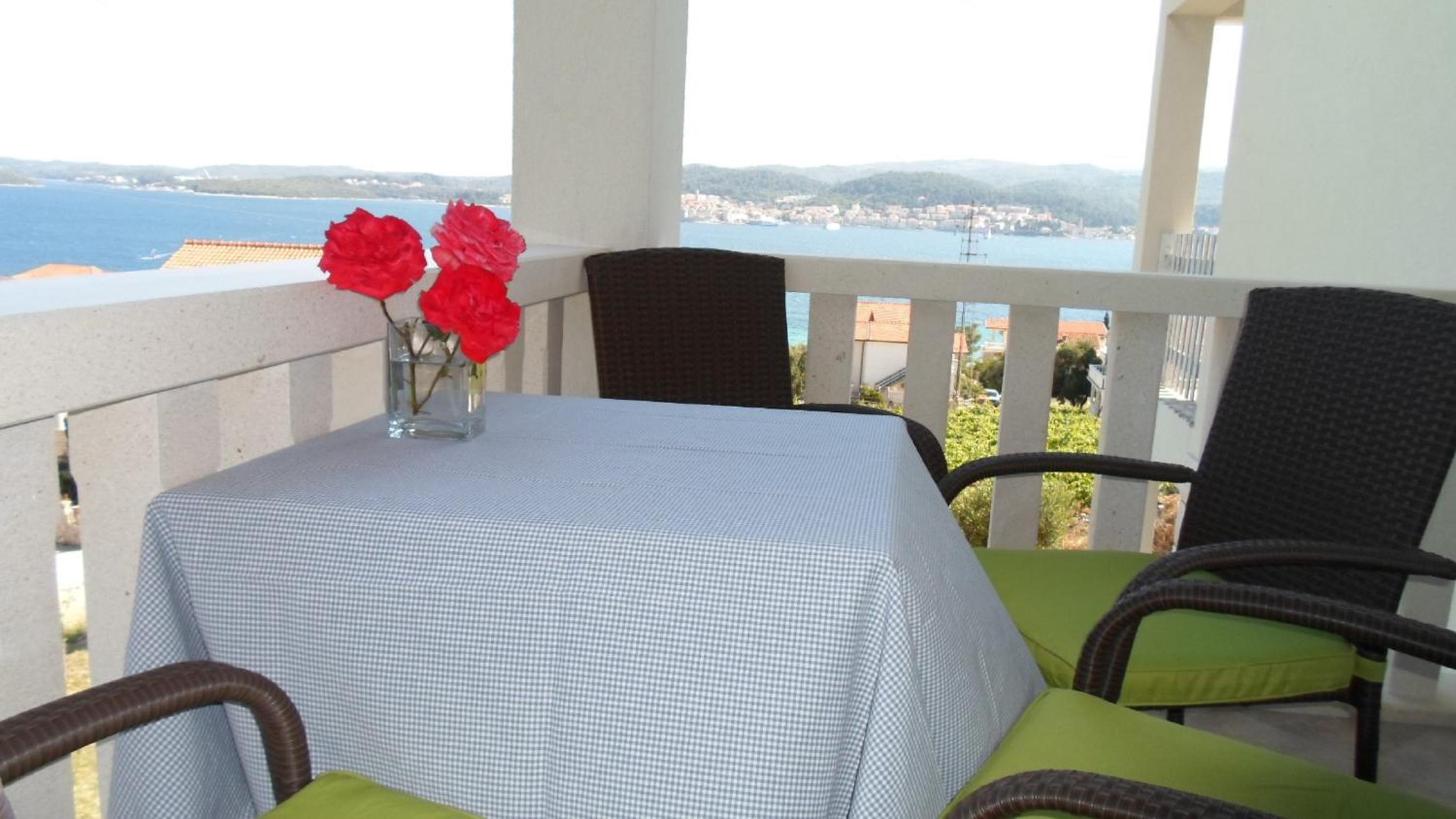 Apartment with Sea View