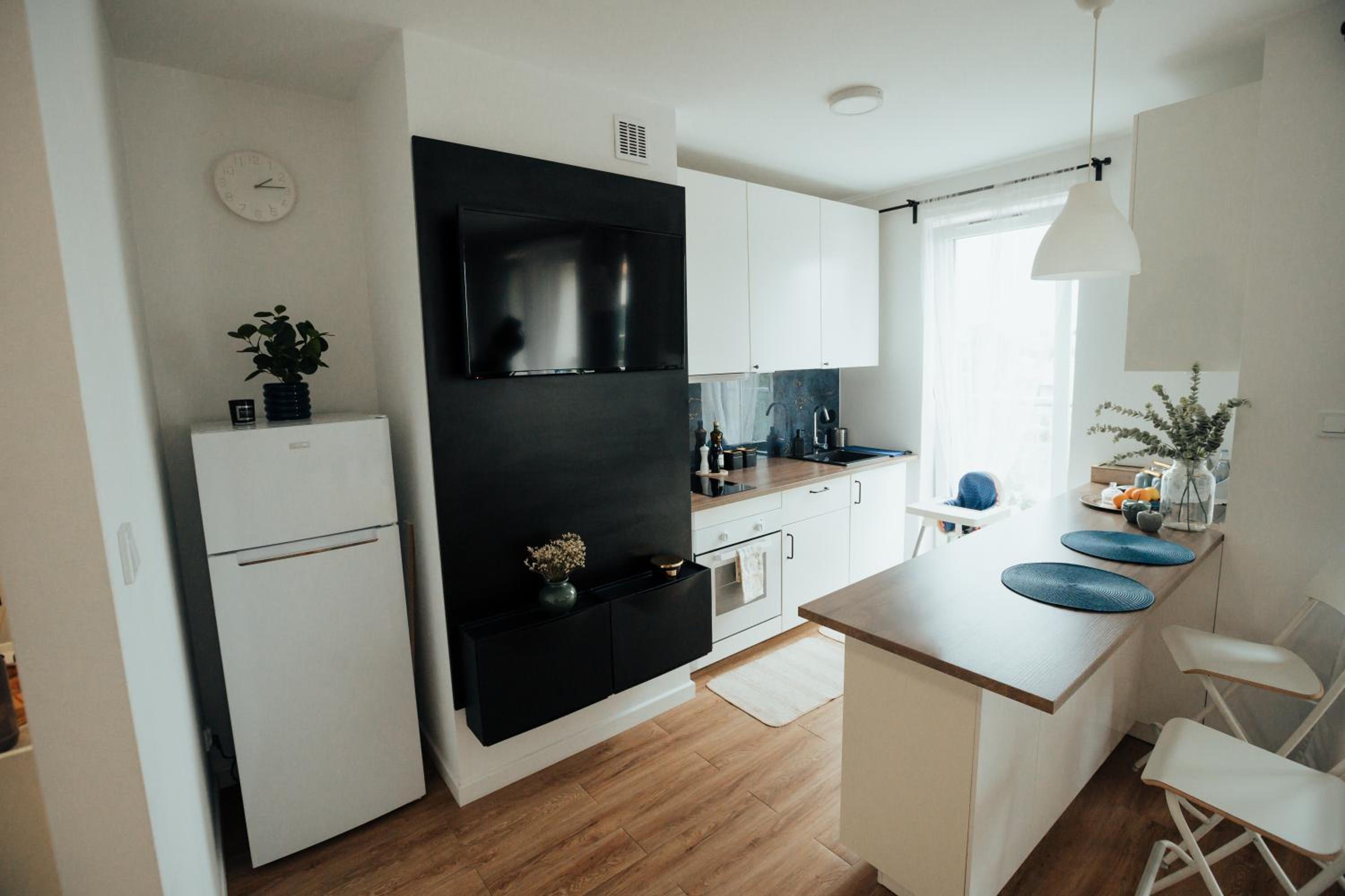 One-Bedroom Apartment - Photo 41