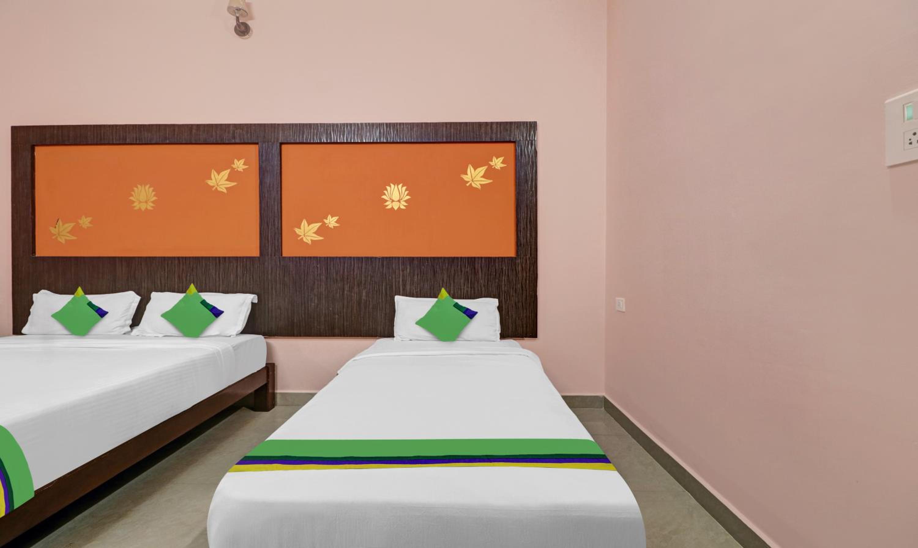 Deluxe Triple Room photo 3