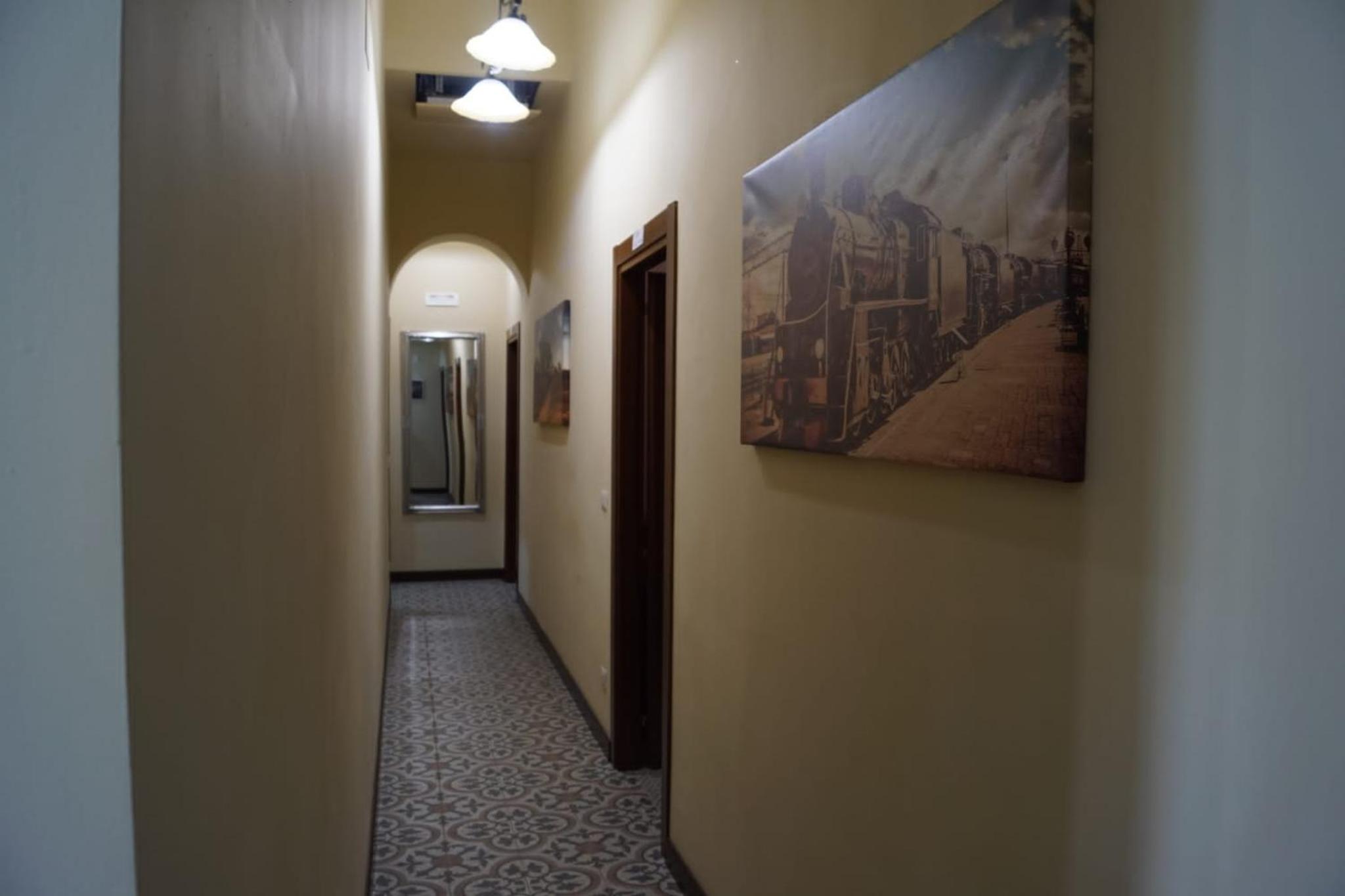 Twin Room - Photo 4