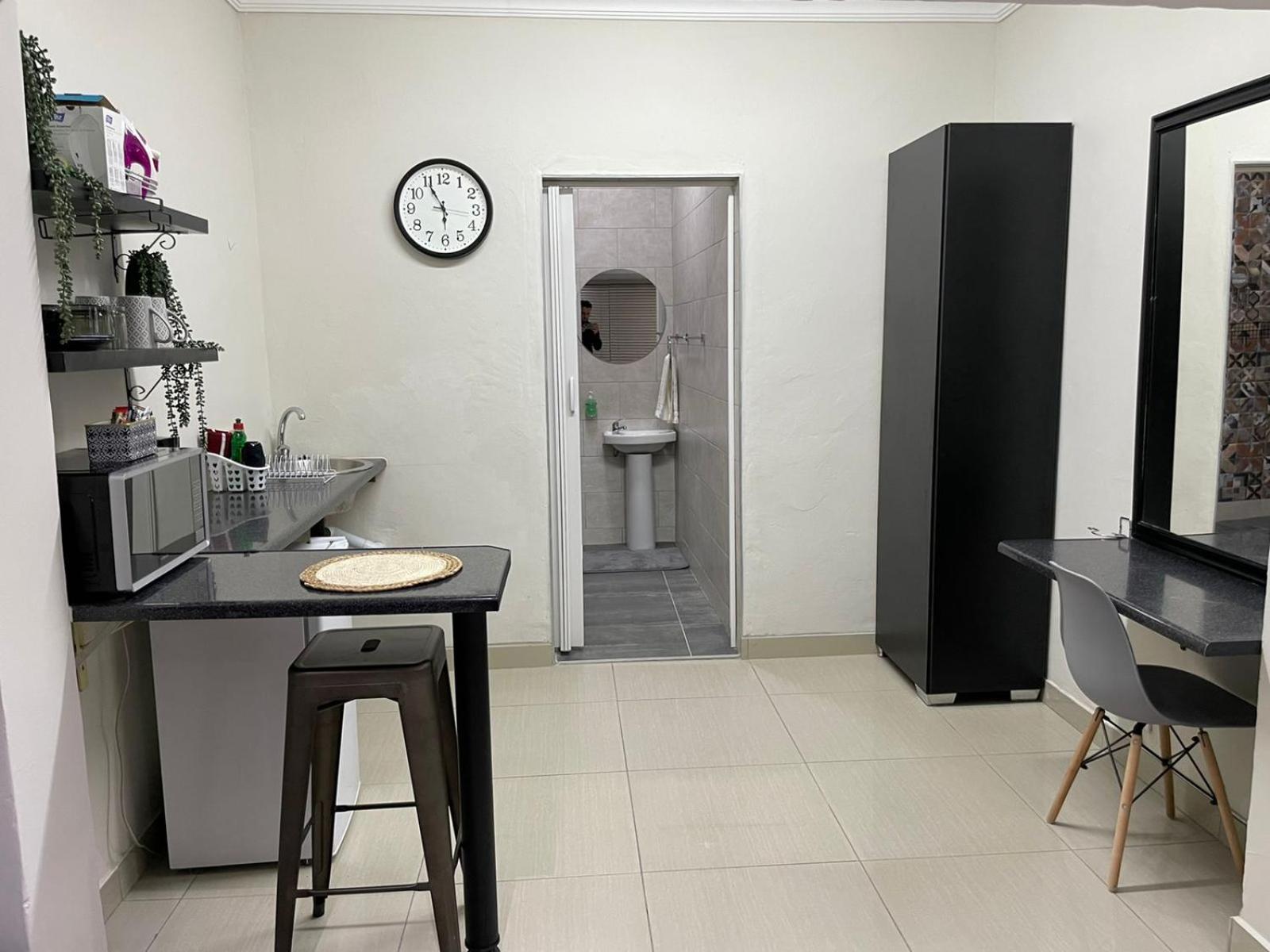 Double Room - Disability Access - Photo 6
