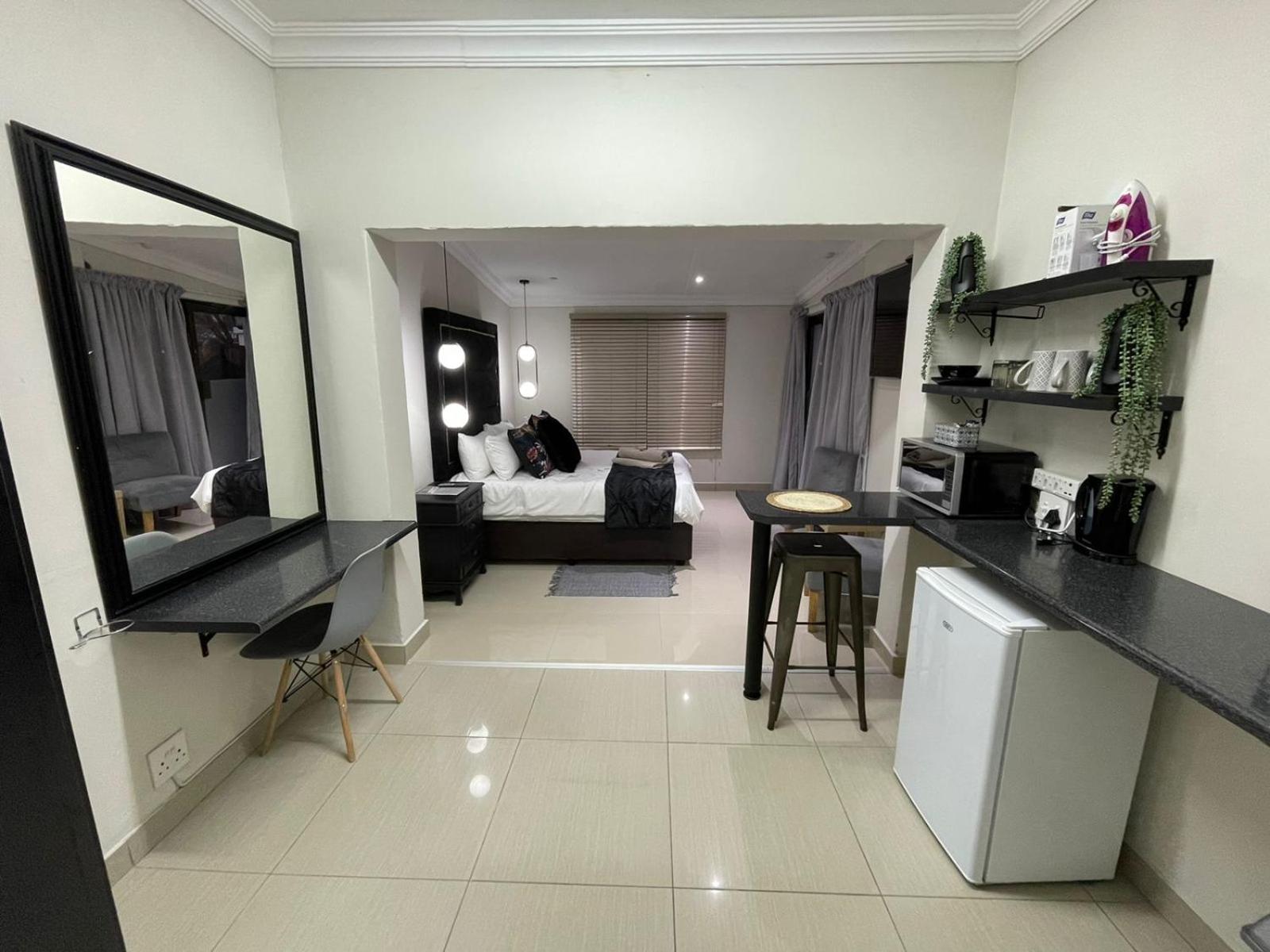 Double Room - Disability Access - Photo 3