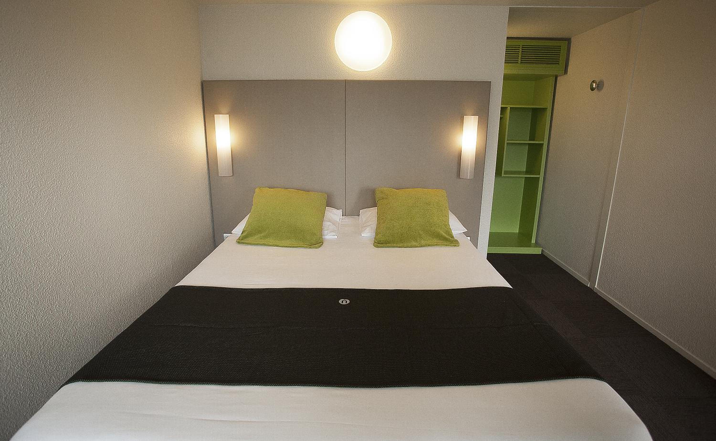 Standard Double Room - Photo 4