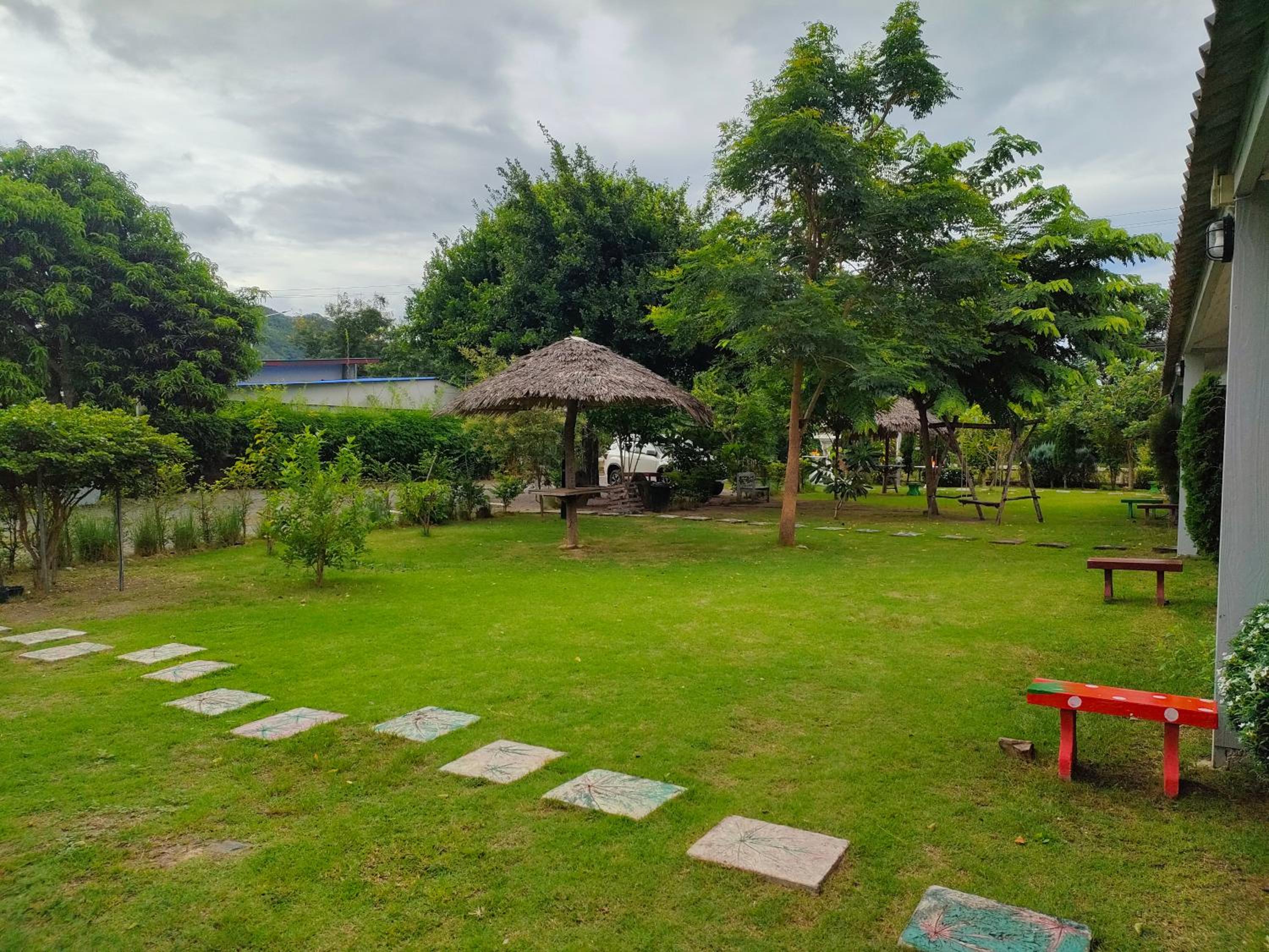 Double Room with Garden View - Photo 20