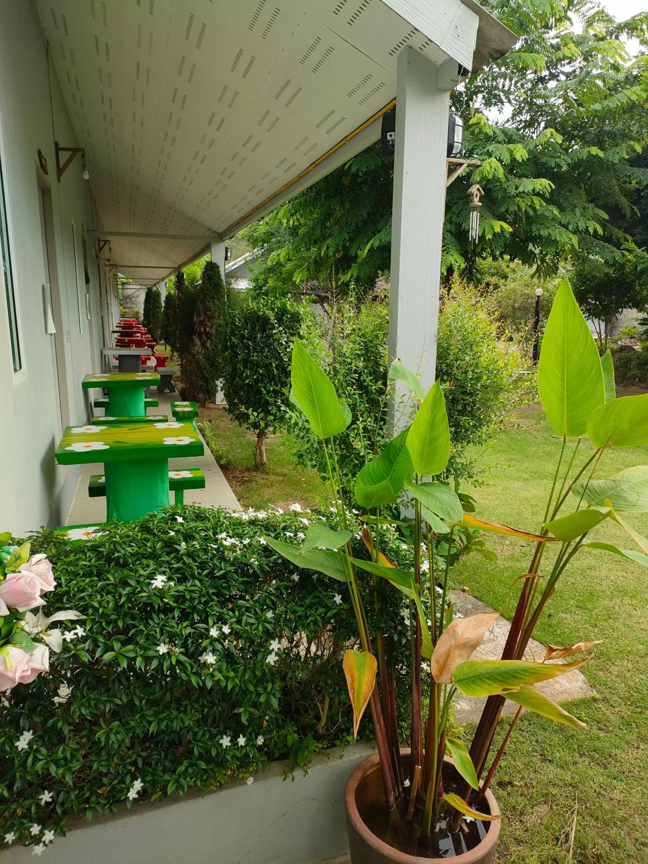 Double Room with Garden View - Photo 26