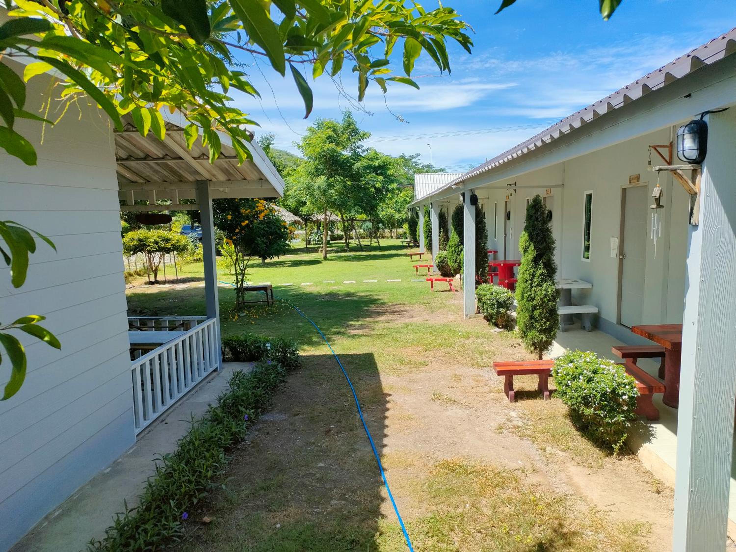 Double Room with Garden View - Photo 21