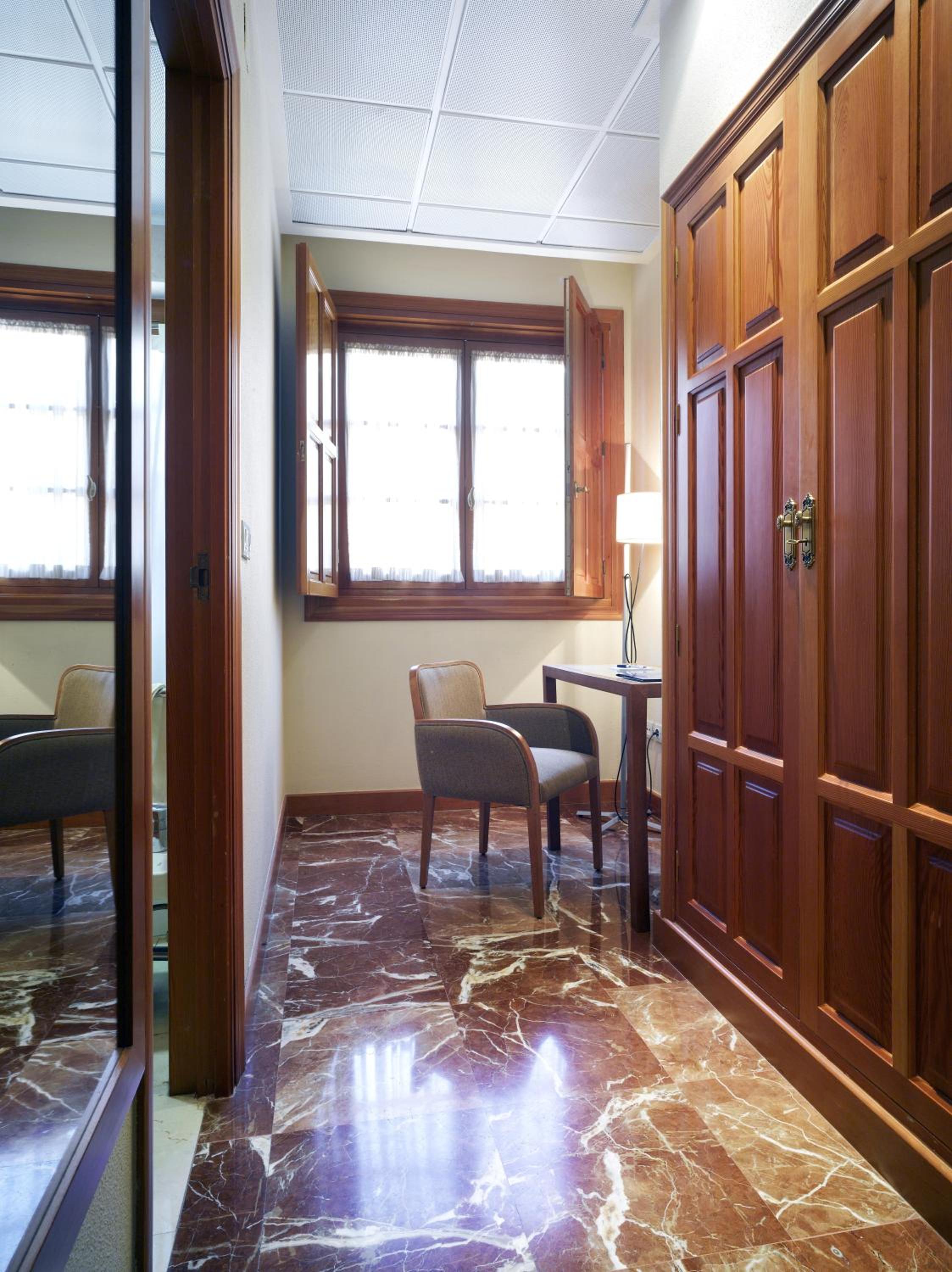 Classic Room with Spa Access photo 2