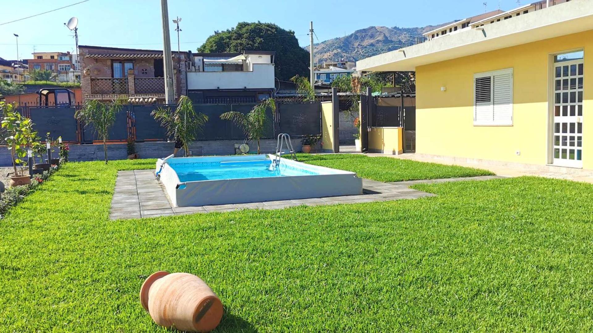Three-Bedroom Villa photo 2