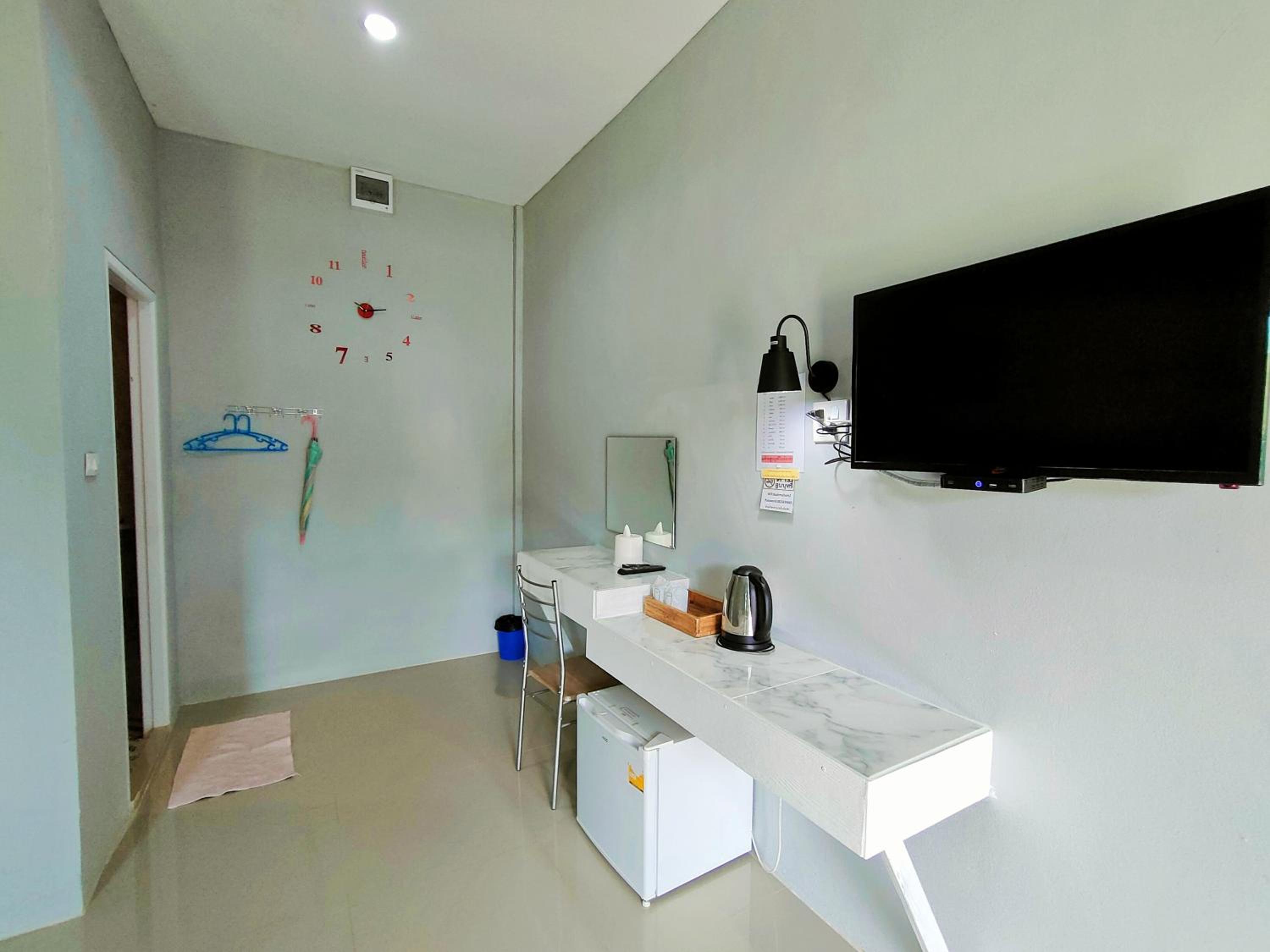 Double Room with Garden View - Photo 40