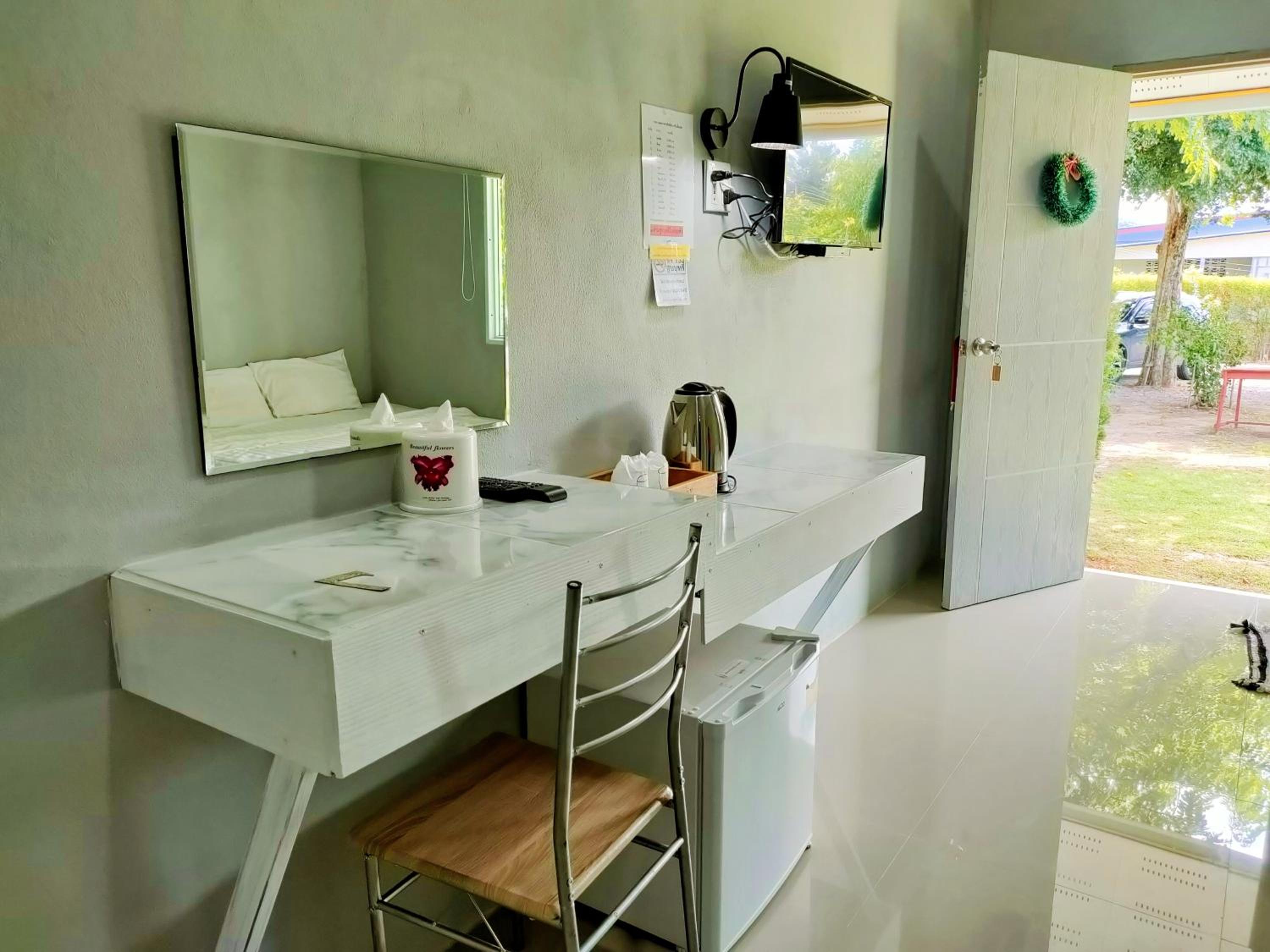 Double Room with Garden View - Photo 41